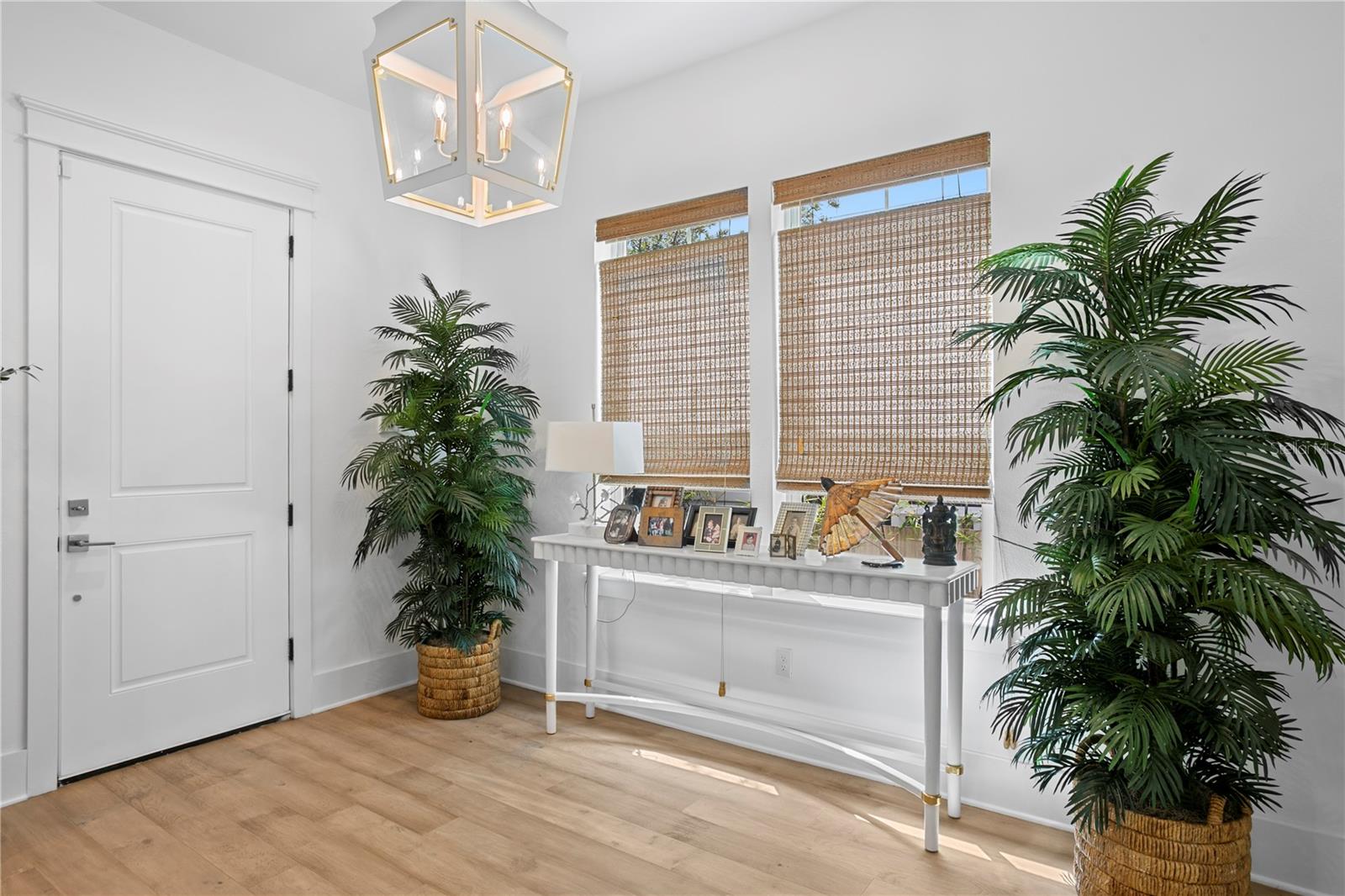 Image 6 of 48 For 1109 18th Avenue N