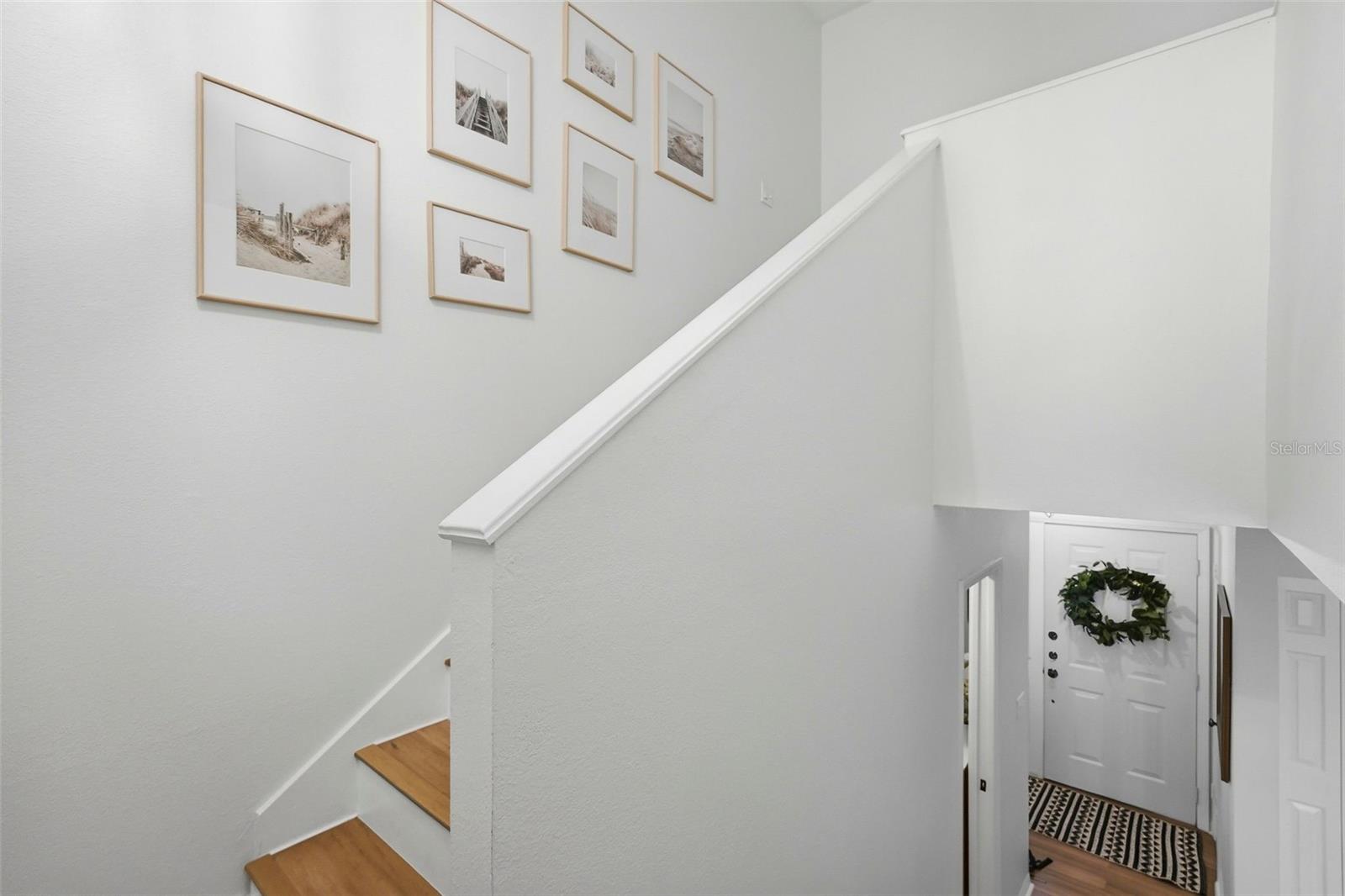 Image 12 of 36 For 606 Glen Avenue 11