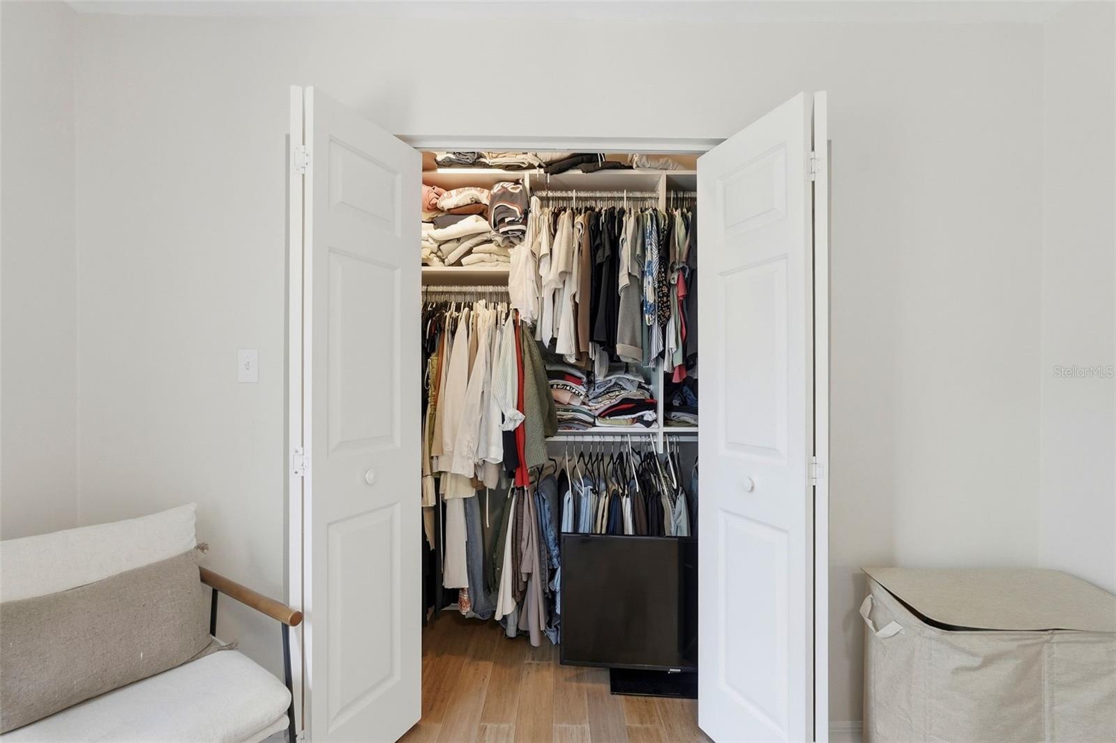 Image 16 of 36 For 606 Glen Avenue 11