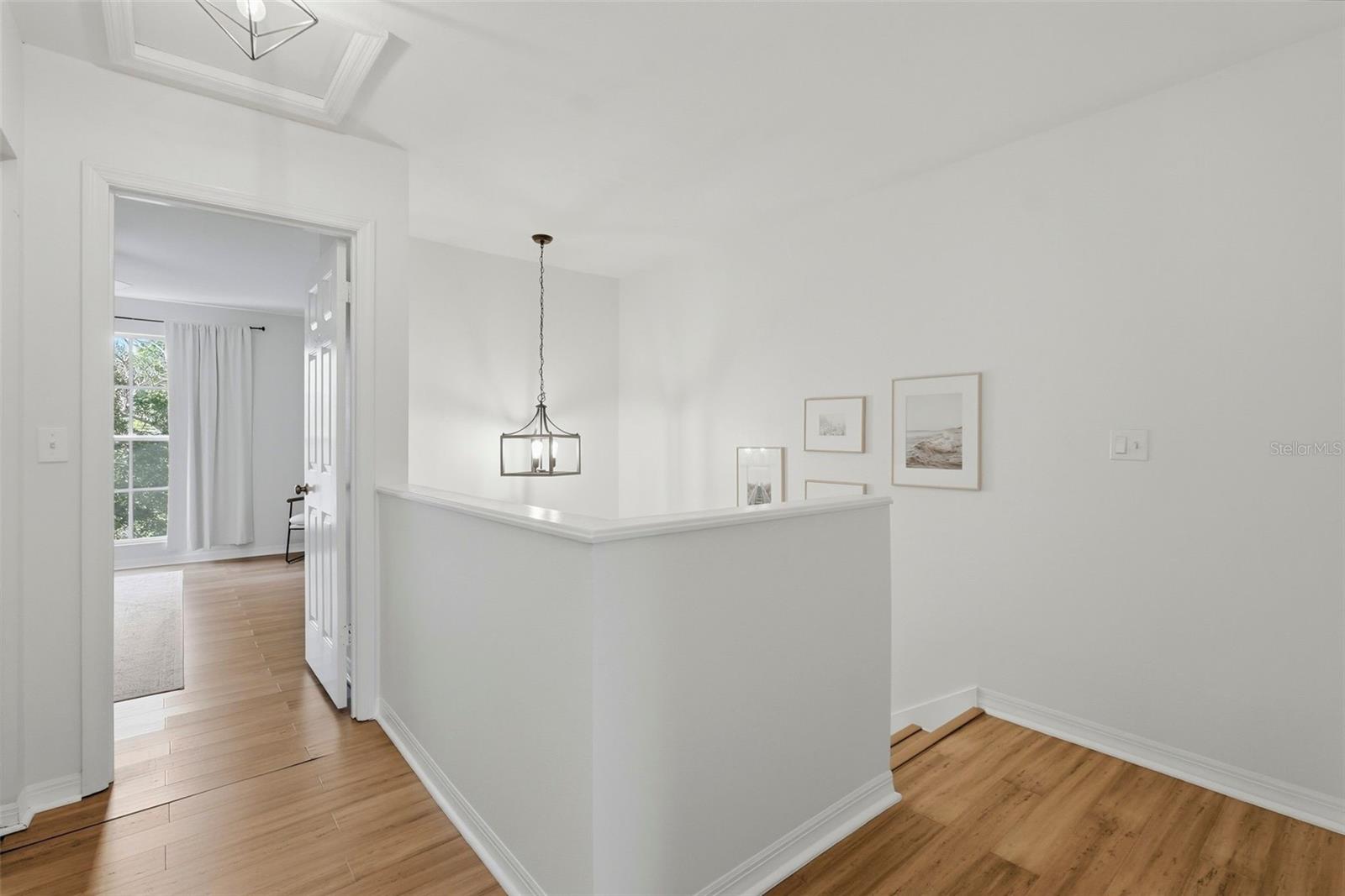 Image 23 of 36 For 606 Glen Avenue 11