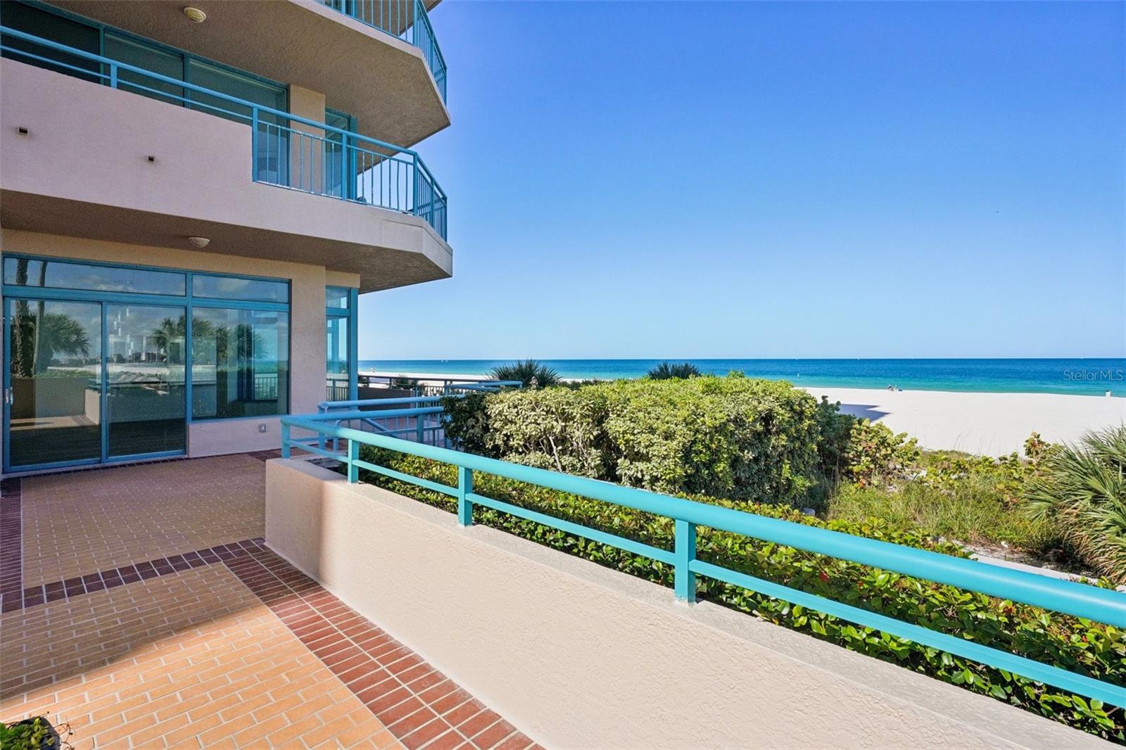 Image 28 of 50 For 1520 Gulf Boulevard 202