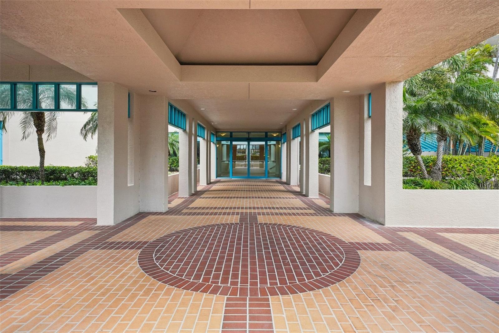 Image 41 of 50 For 1520 Gulf Boulevard 202