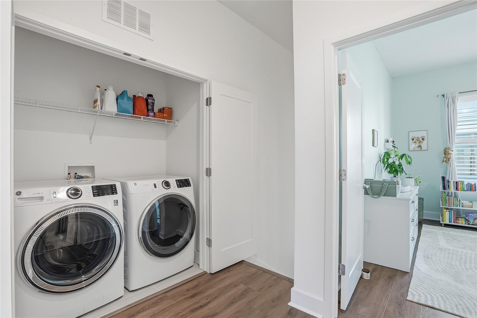 Image 15 of 34 For 4810 Mcelroy Avenue 17