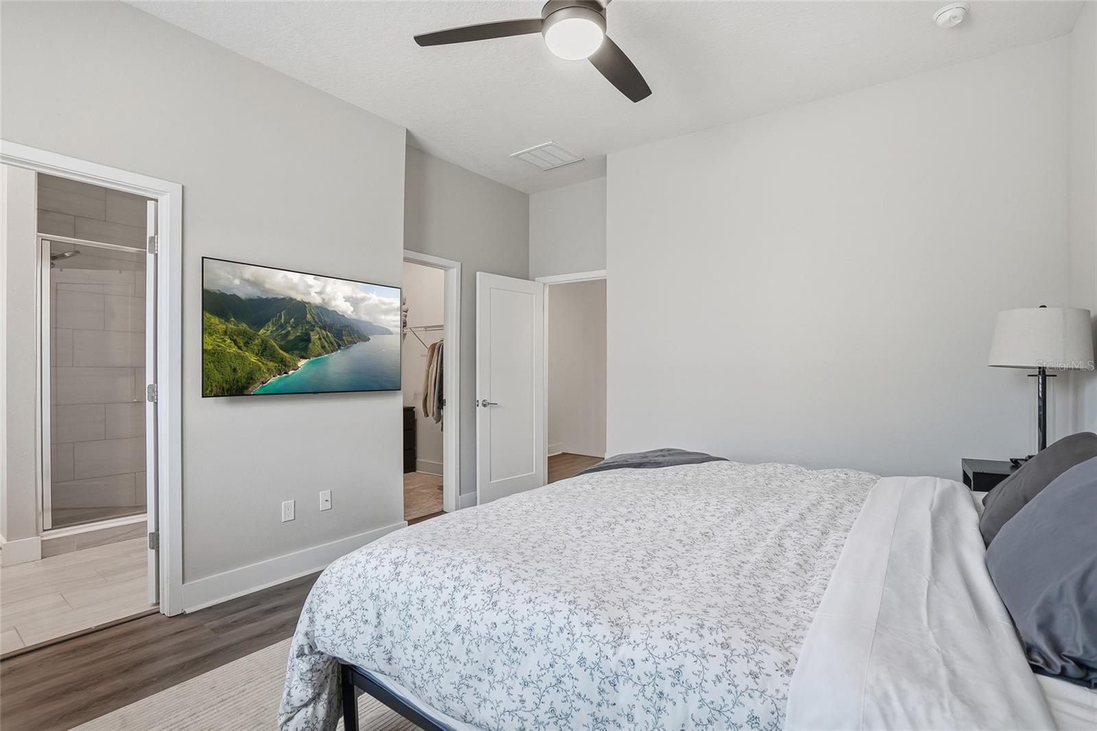 Image 17 of 34 For 4810 Mcelroy Avenue 17