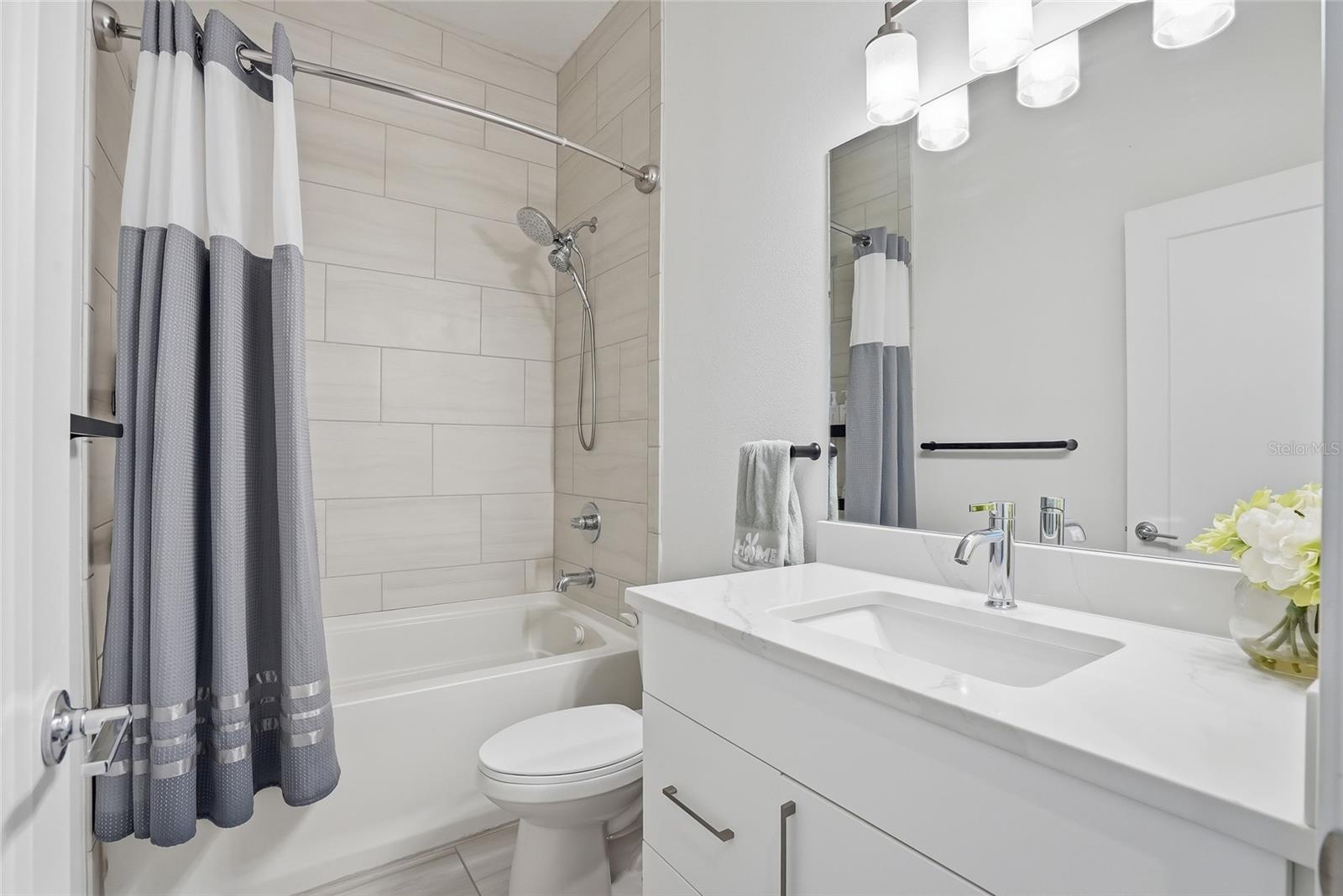 Image 21 of 34 For 4810 Mcelroy Avenue 17