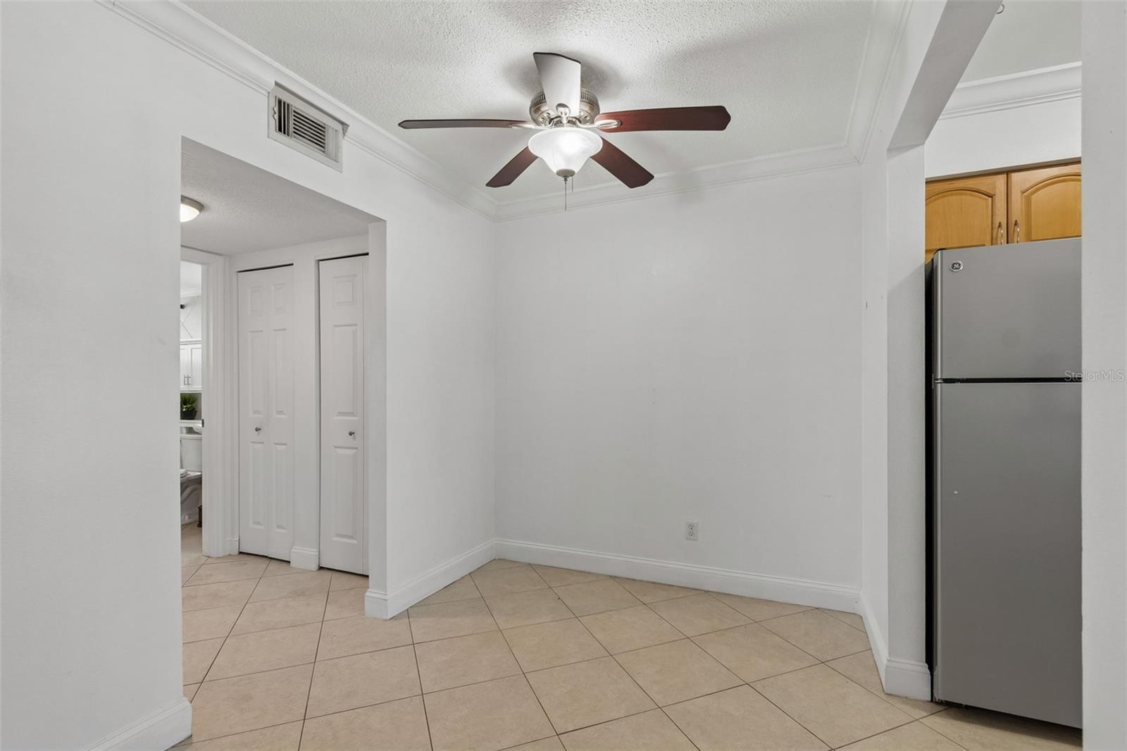 Image 12 of 53 For 525 73rd Ave  5