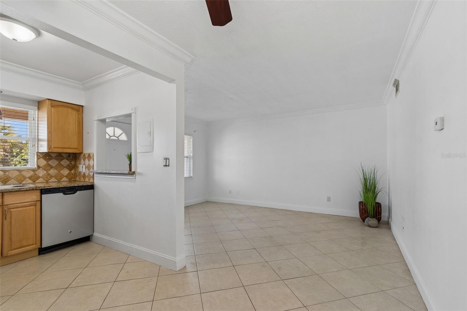 Image 14 of 53 For 525 73rd Ave  5