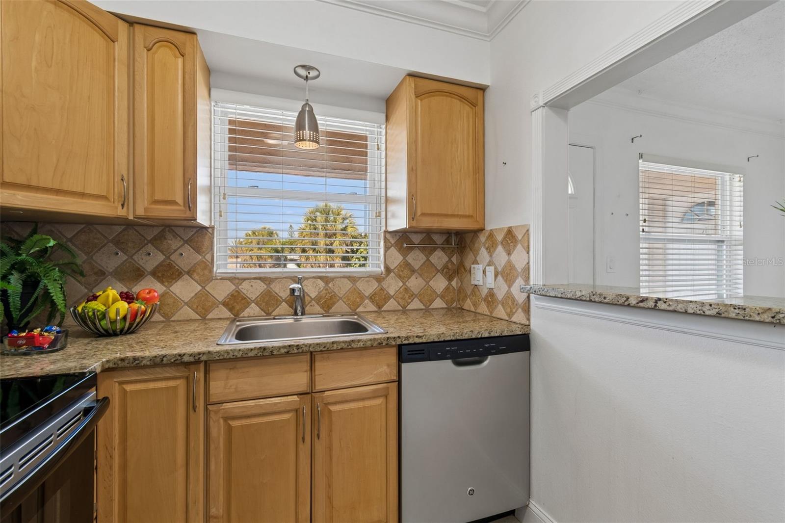 Image 19 of 53 For 525 73rd Ave  5