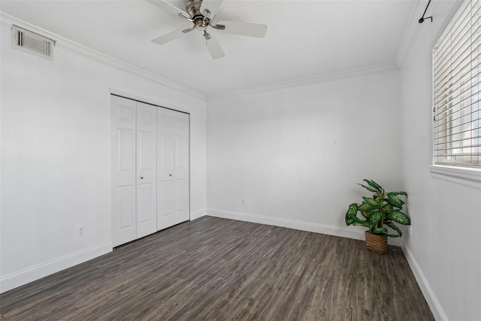 Image 26 of 53 For 525 73rd Ave  5