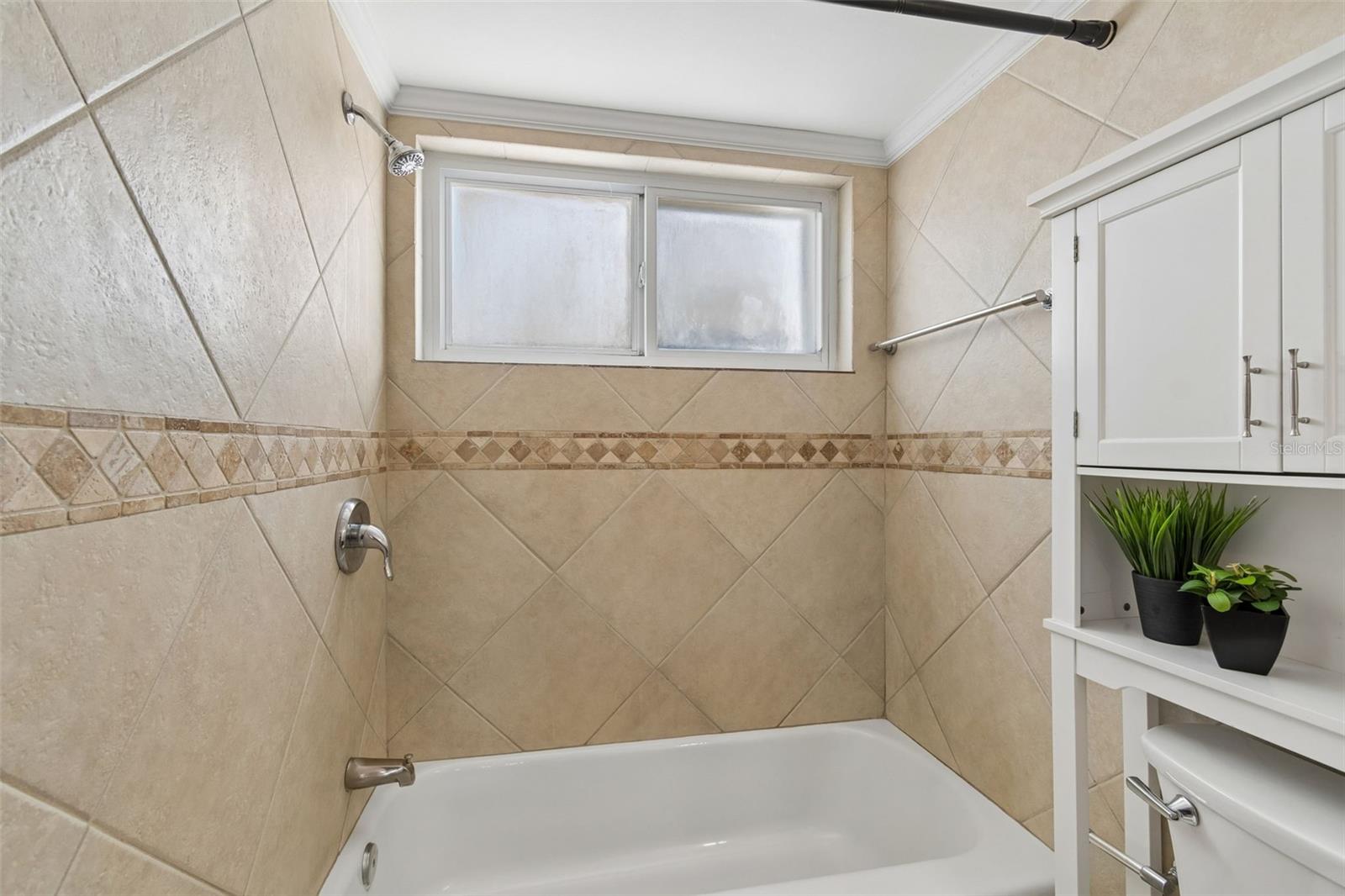 Image 28 of 53 For 525 73rd Ave  5