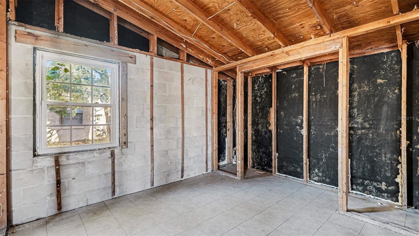 Image 13 of 27 For 3851 Sandpiper Terrace