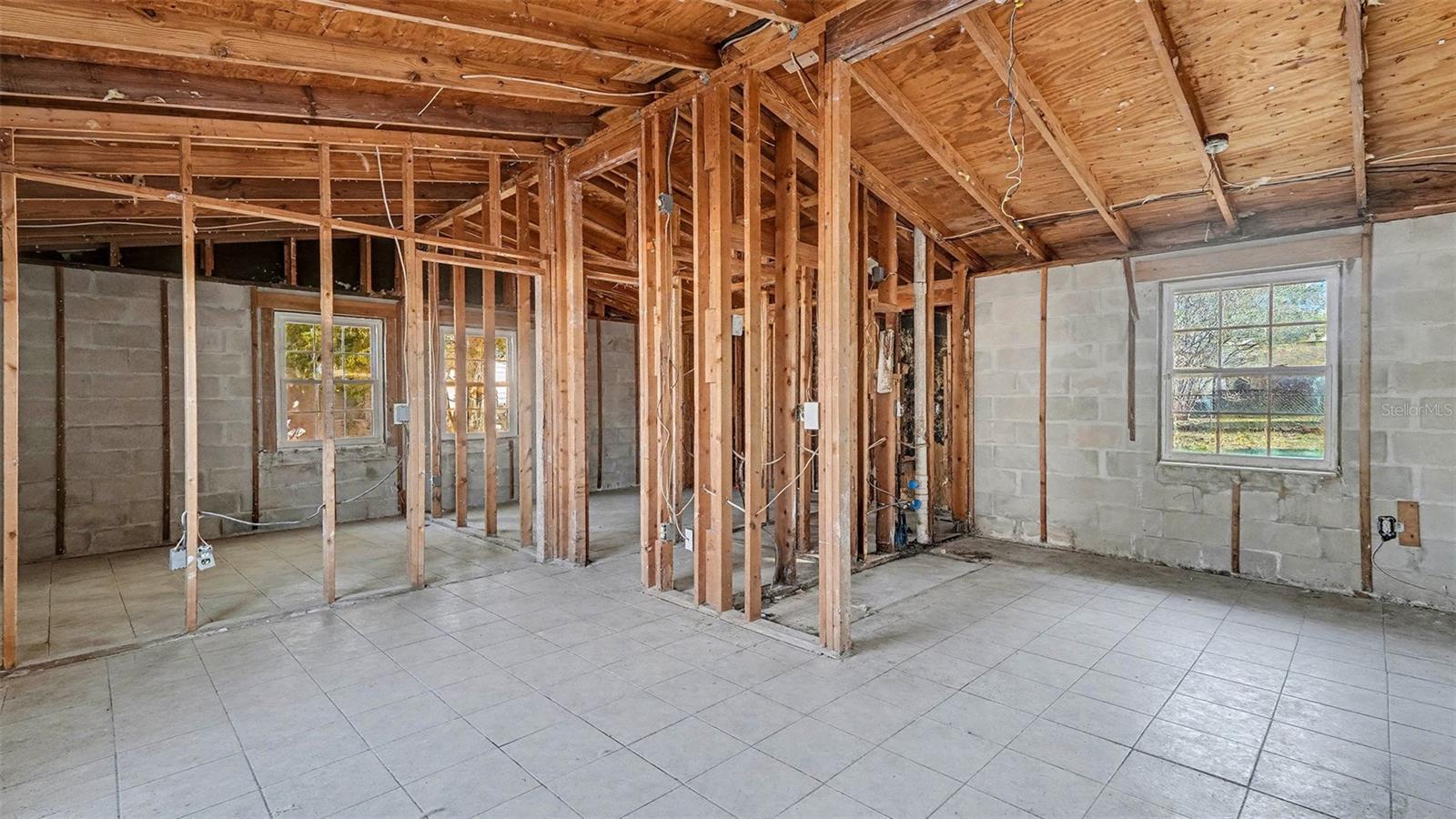 Image 15 of 27 For 3851 Sandpiper Terrace