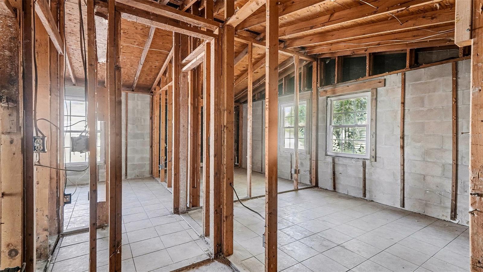 Image 18 of 27 For 3851 Sandpiper Terrace