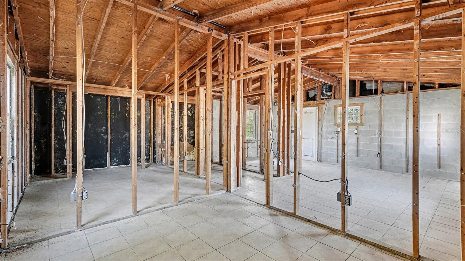 Image 19 of 27 For 3851 Sandpiper Terrace