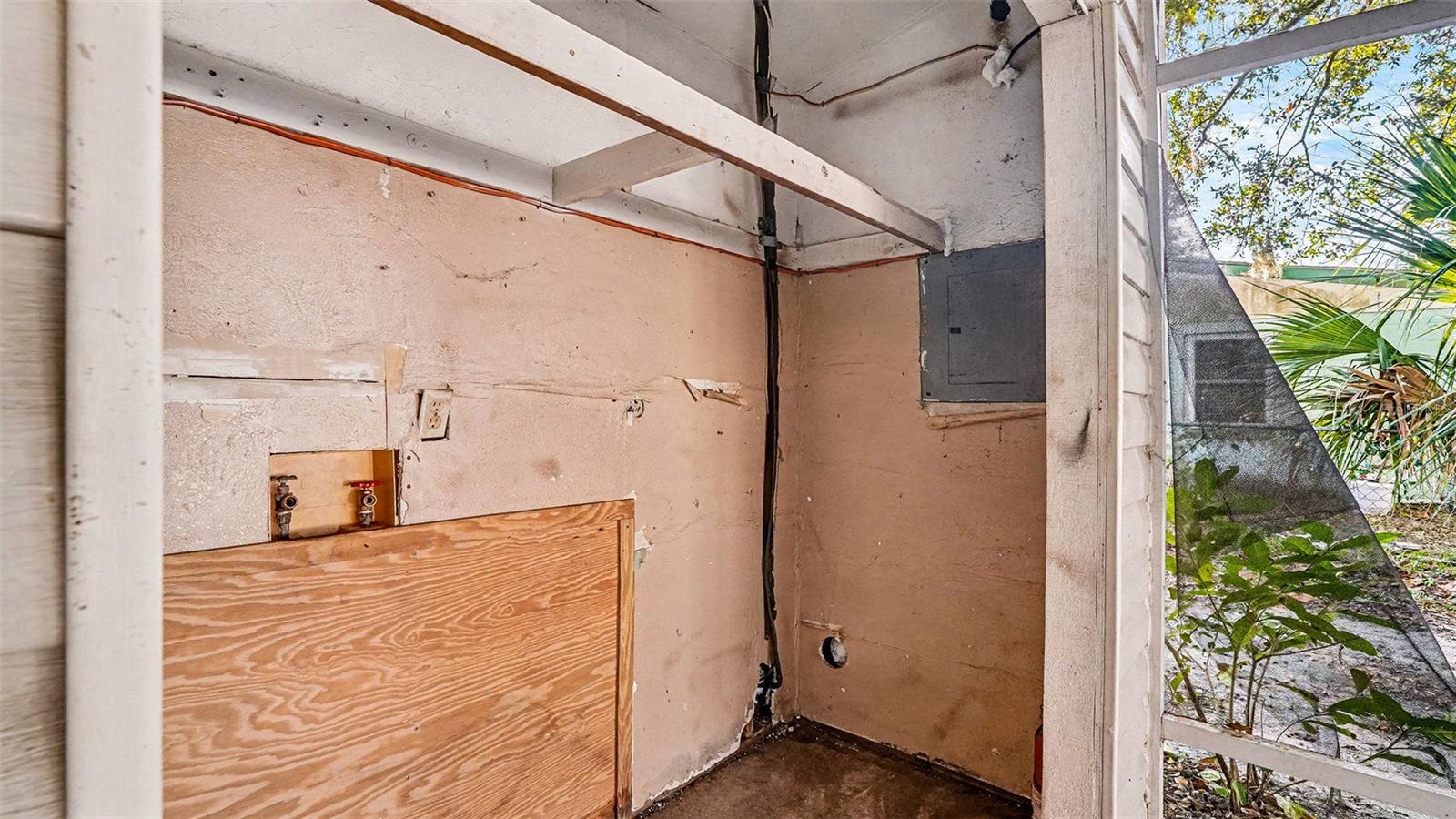 Image 20 of 27 For 3851 Sandpiper Terrace