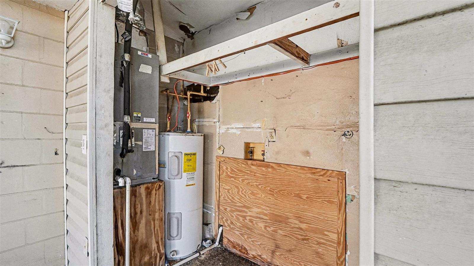 Image 21 of 27 For 3851 Sandpiper Terrace