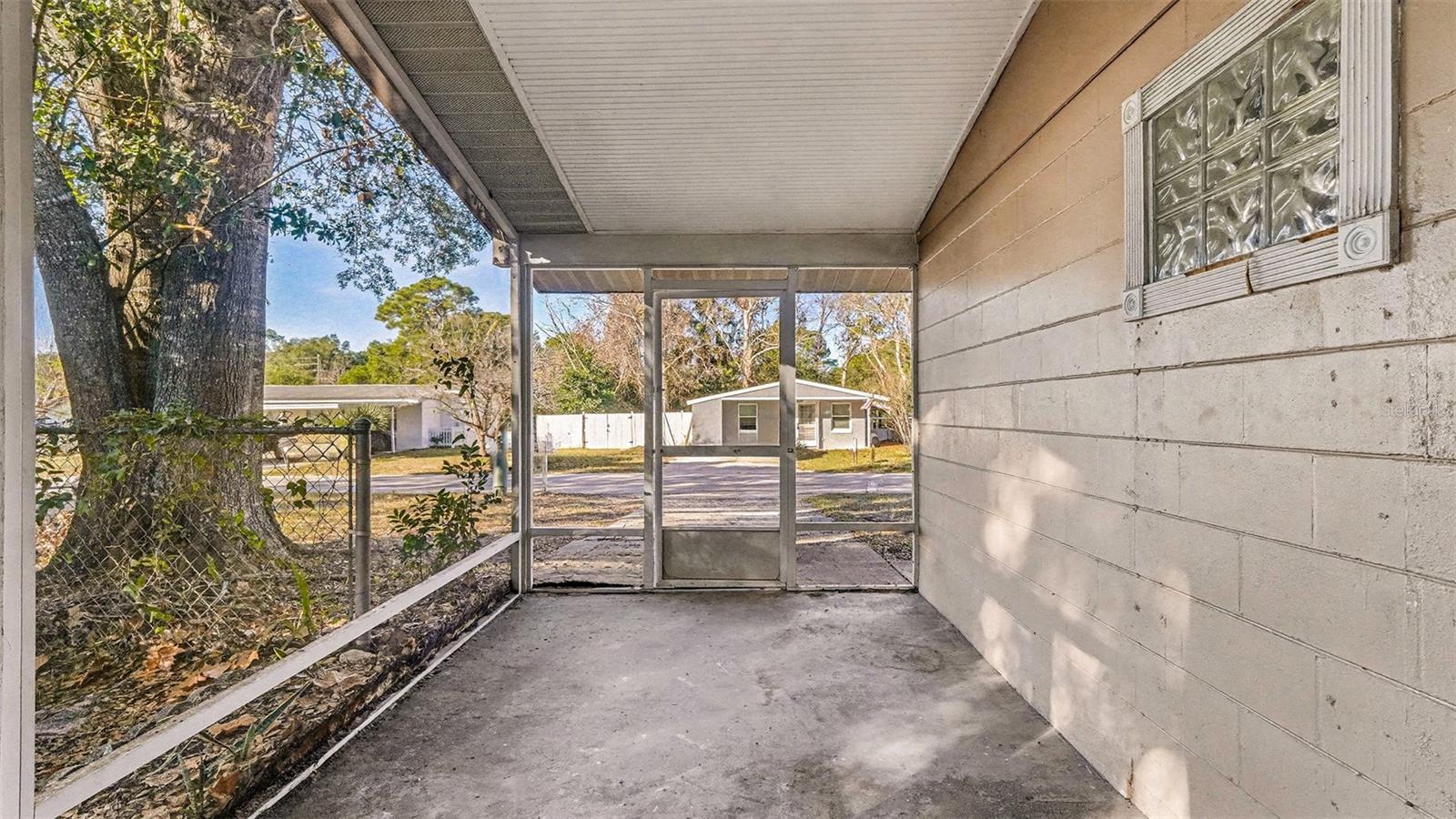 Image 23 of 27 For 3851 Sandpiper Terrace