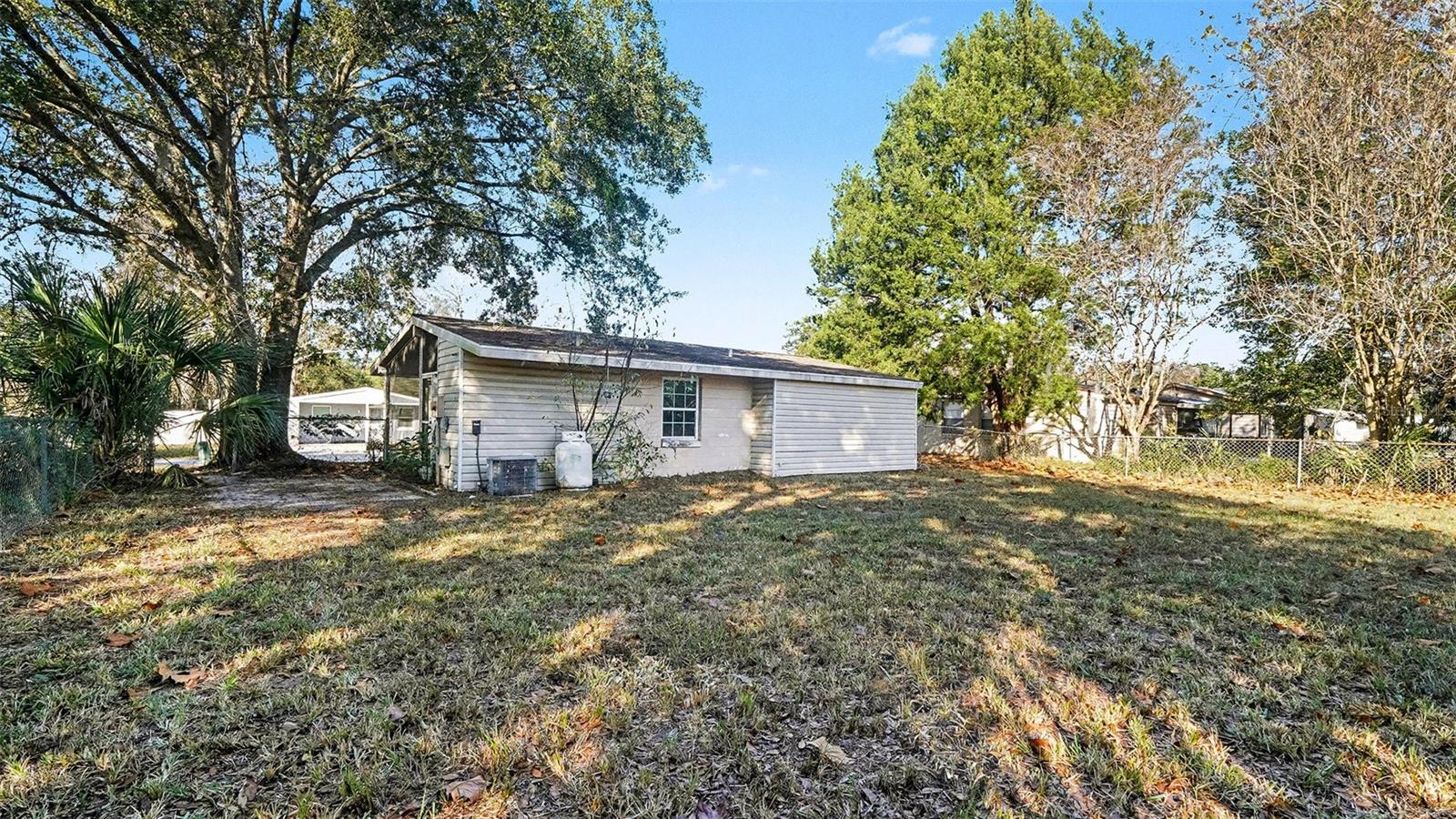 Image 24 of 27 For 3851 Sandpiper Terrace