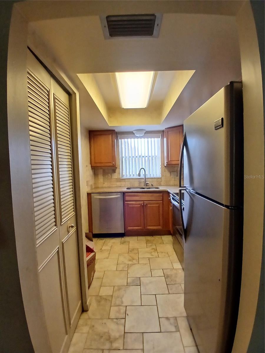 Image 10 of 17 For 5880 38th Avenue N 304