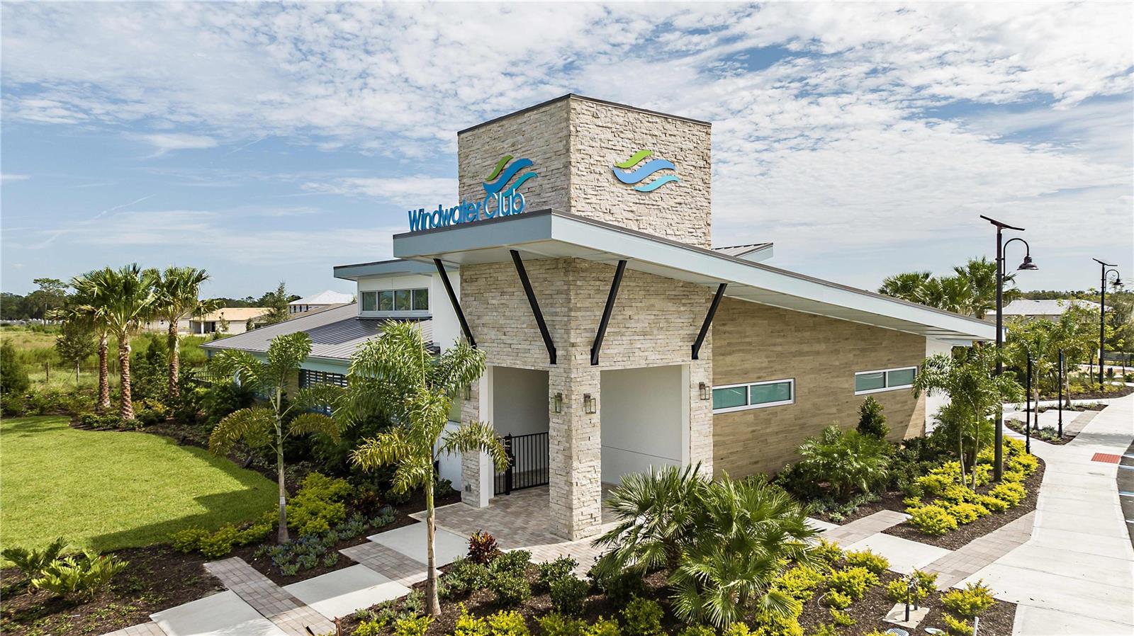 Image 18 of 32 For 5010 123rd Avenue E