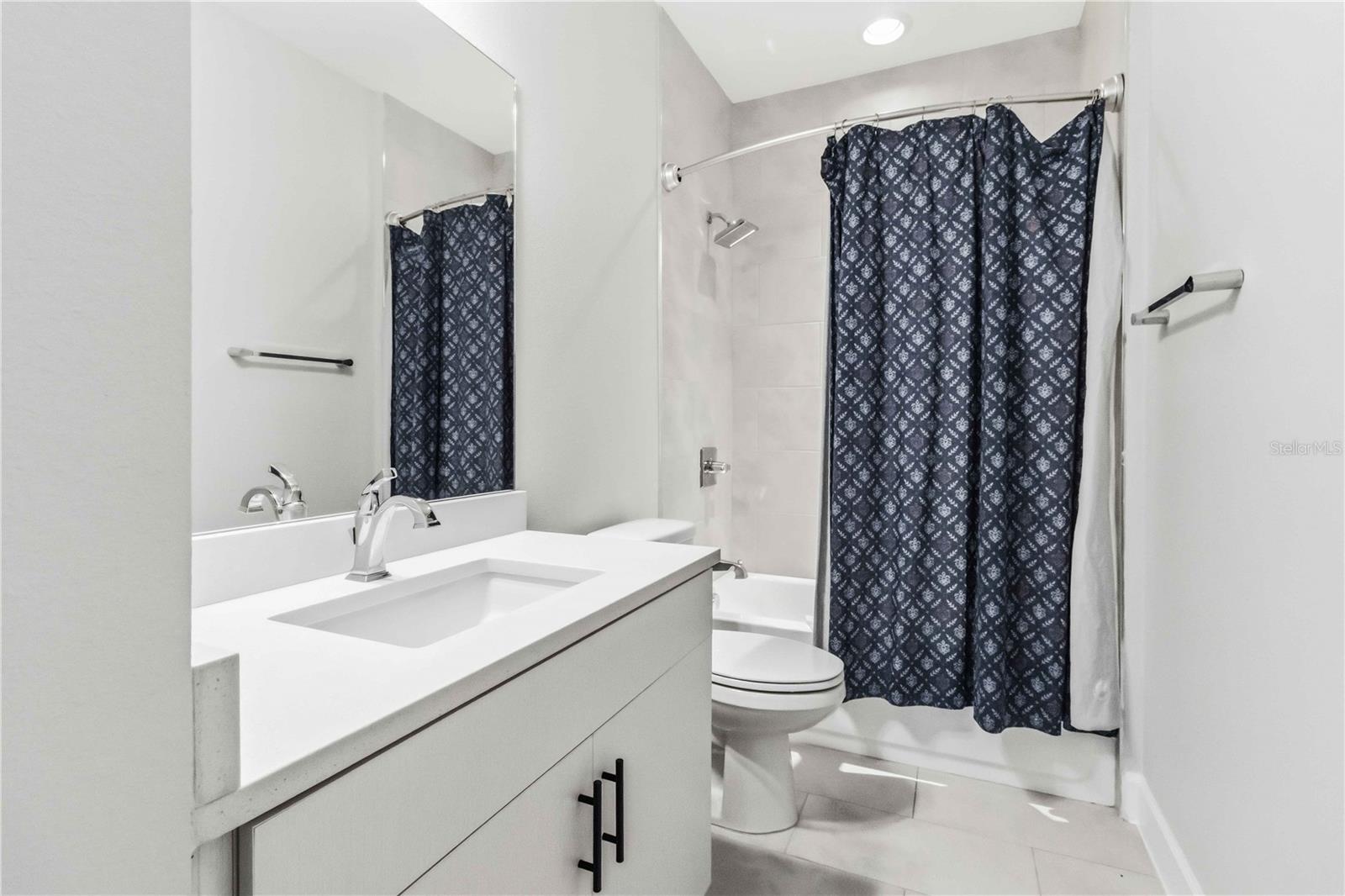 Image 18 of 36 For 1332 Gray Street 5