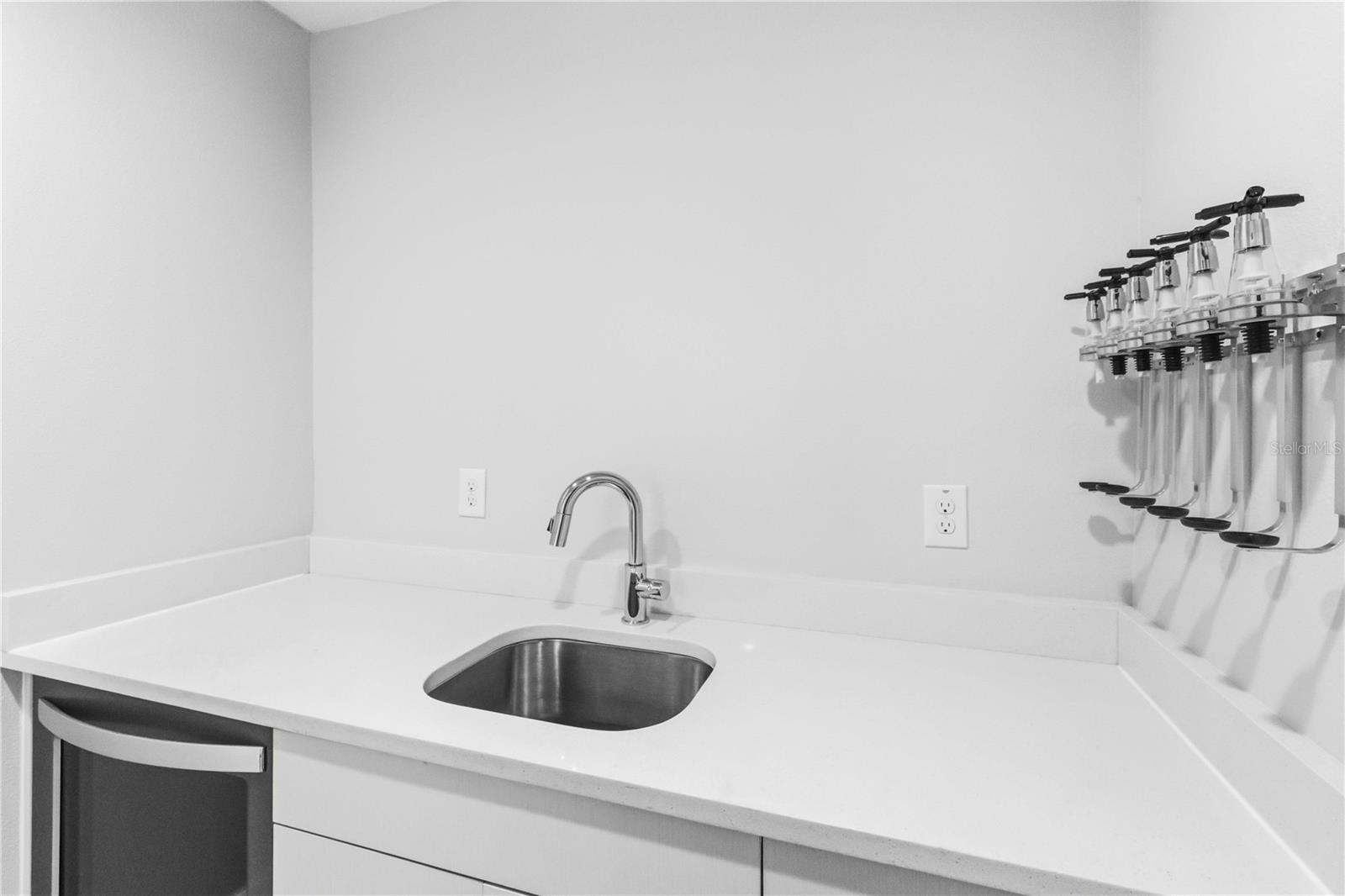 Image 22 of 36 For 1332 Gray Street 5