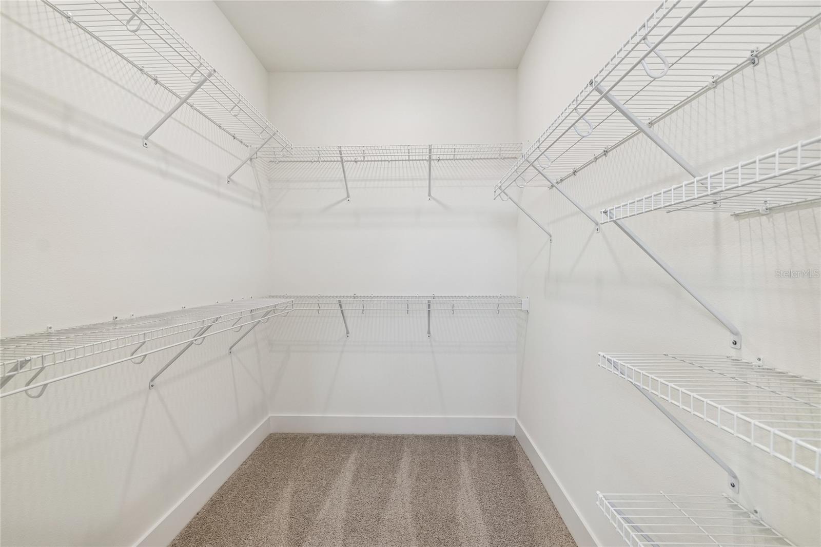 Image 25 of 43 For 10724 Oak Bend Drive