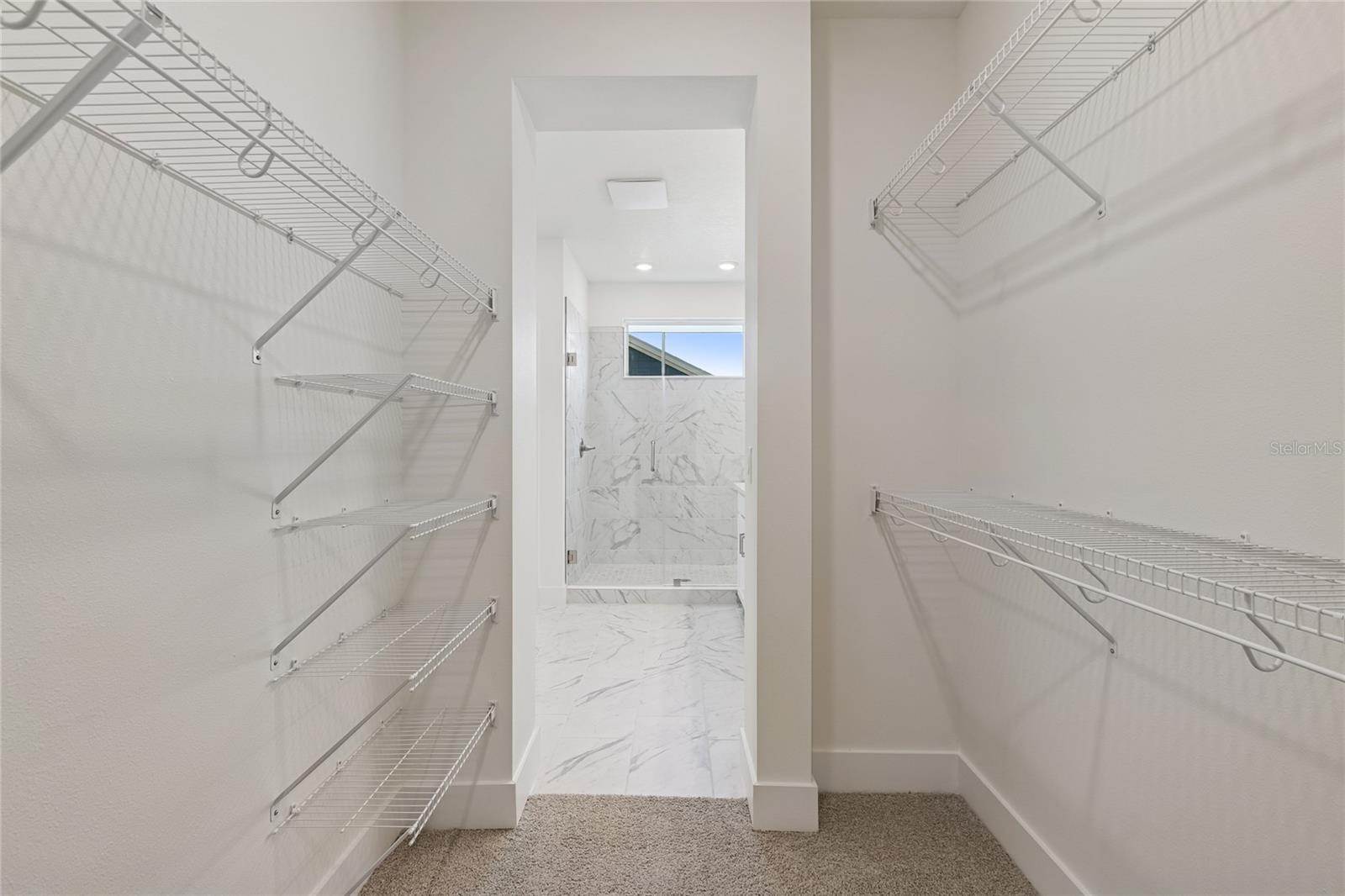 Image 26 of 43 For 10724 Oak Bend Drive