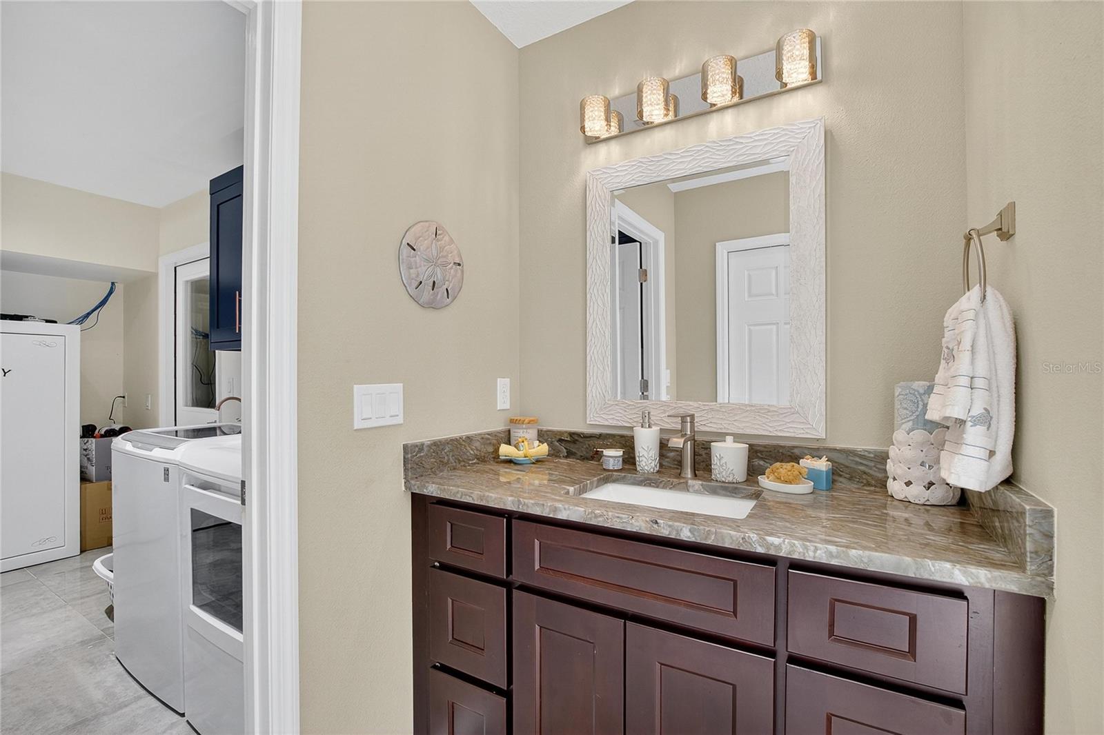 Listing photo id 25 for 3309 Timberlee Road