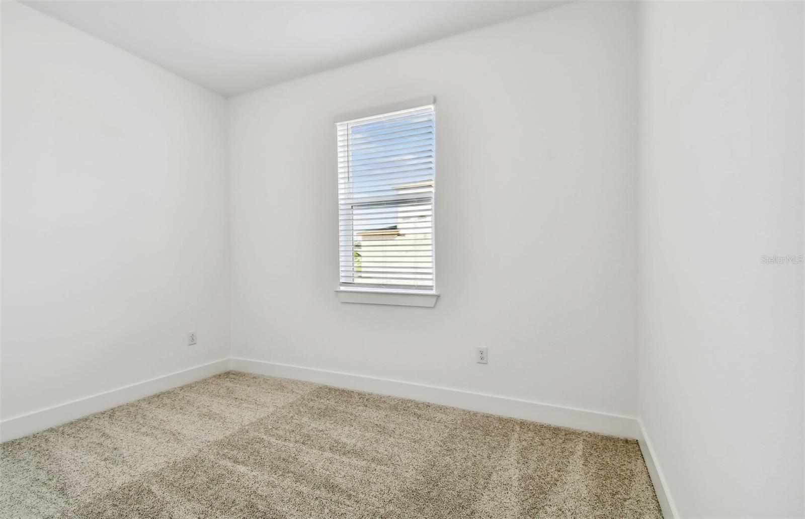 Image 13 of 37 For 9832 Autumn Ridge Avenue