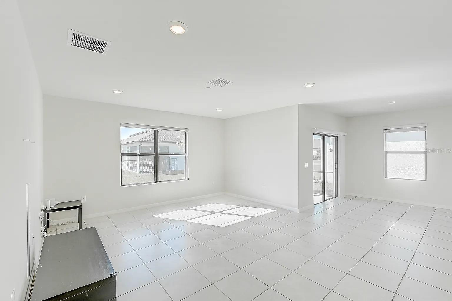 Image 21 of 30 For 10820 Marlberry Way