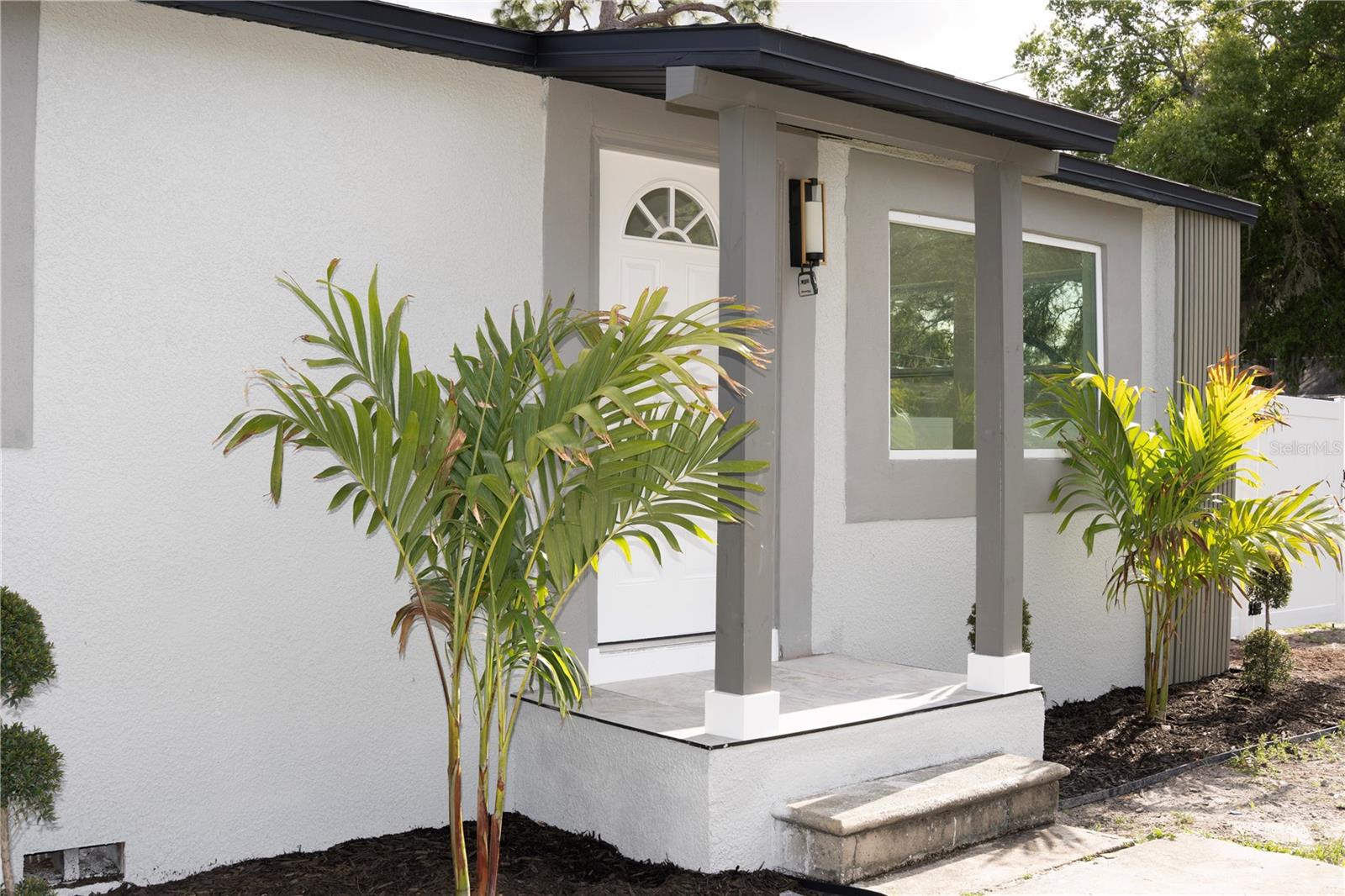 Image 3 of 42 For 1711 Sewaha Street