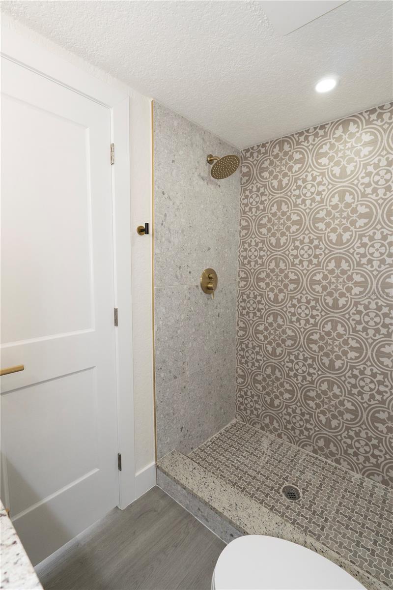 Image 32 of 42 For 1711 Sewaha Street