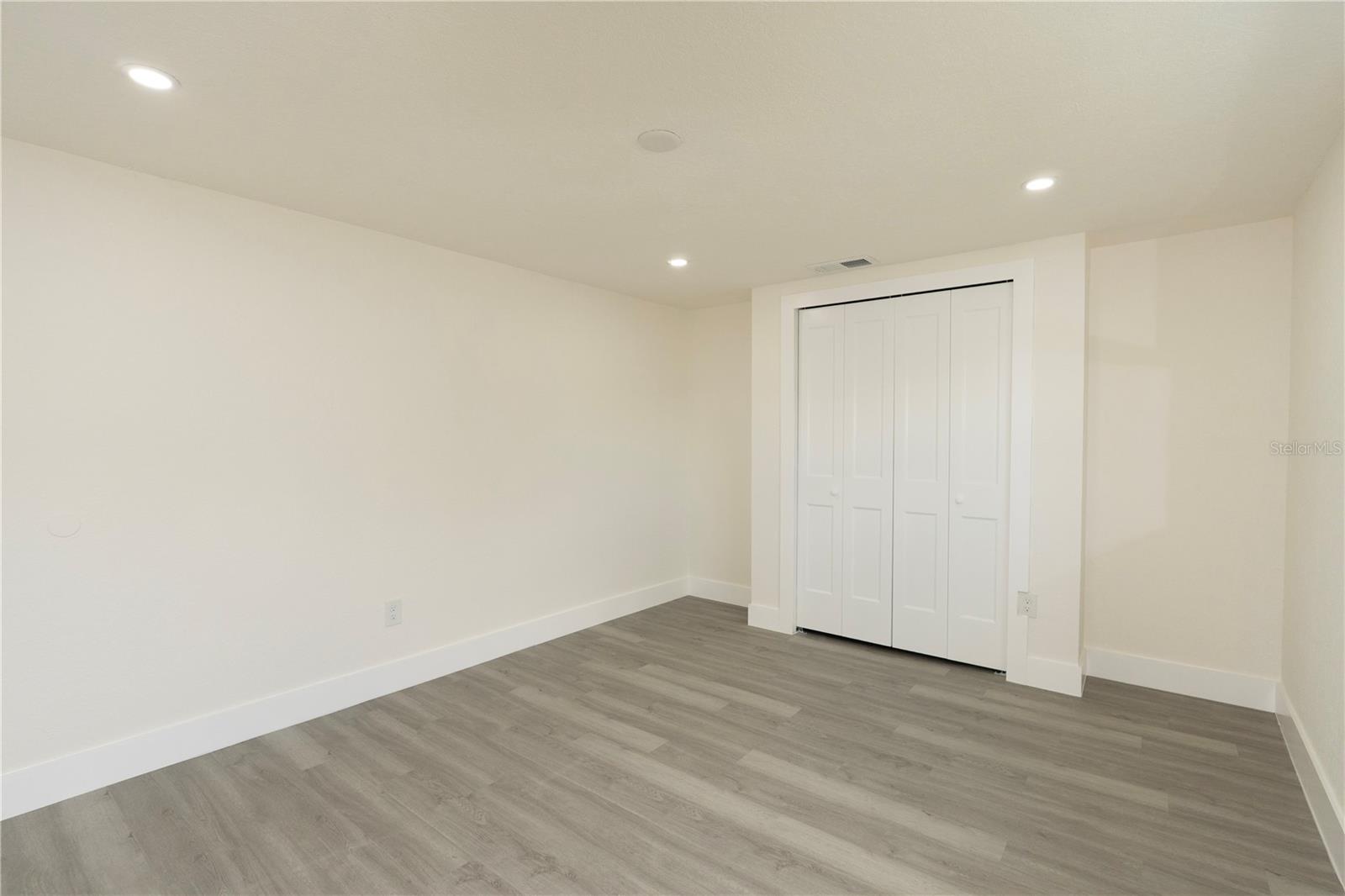 Image 36 of 42 For 1711 Sewaha Street