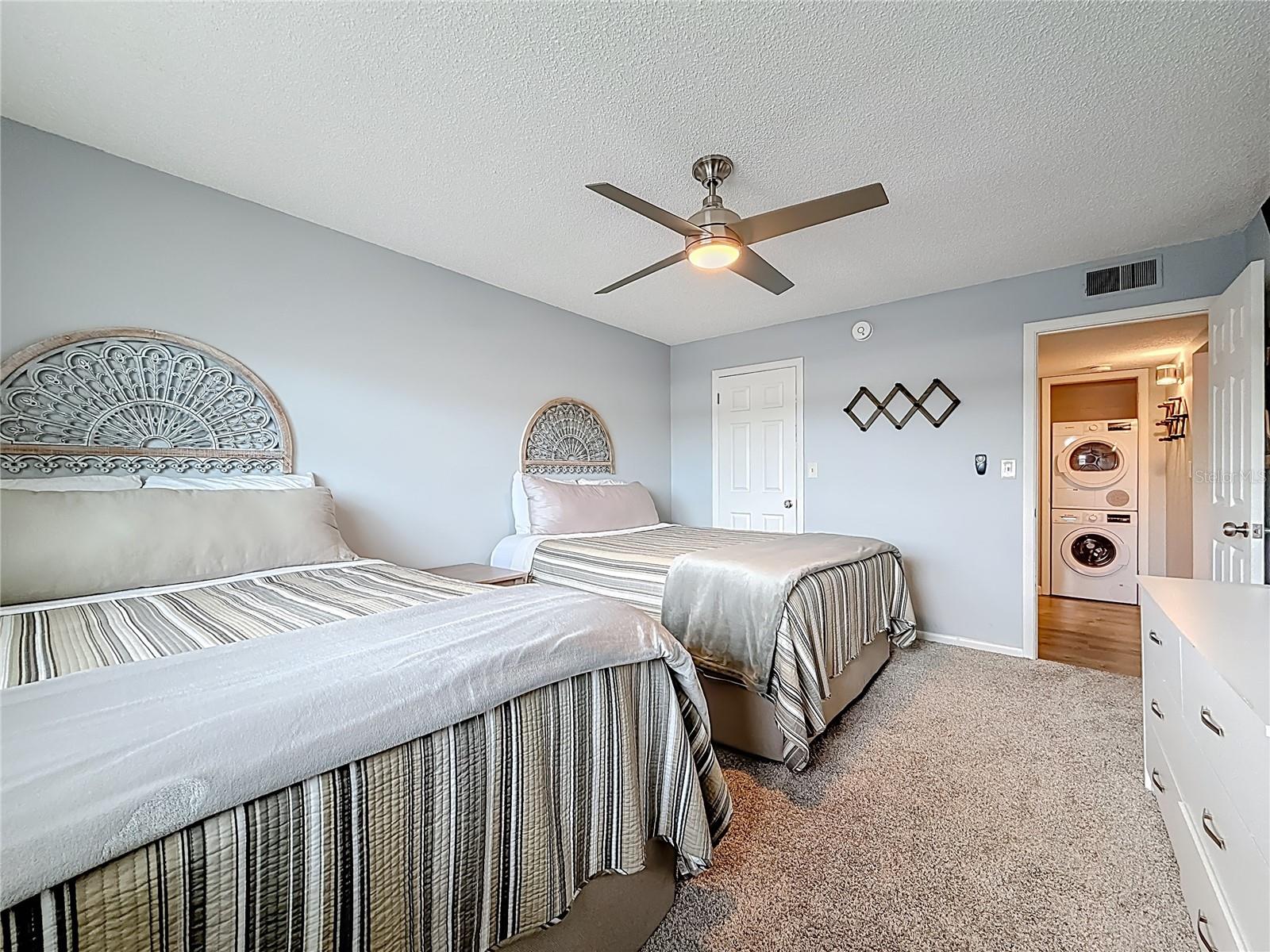 Image 20 of 46 For 5575 Gulf Boulevard 225