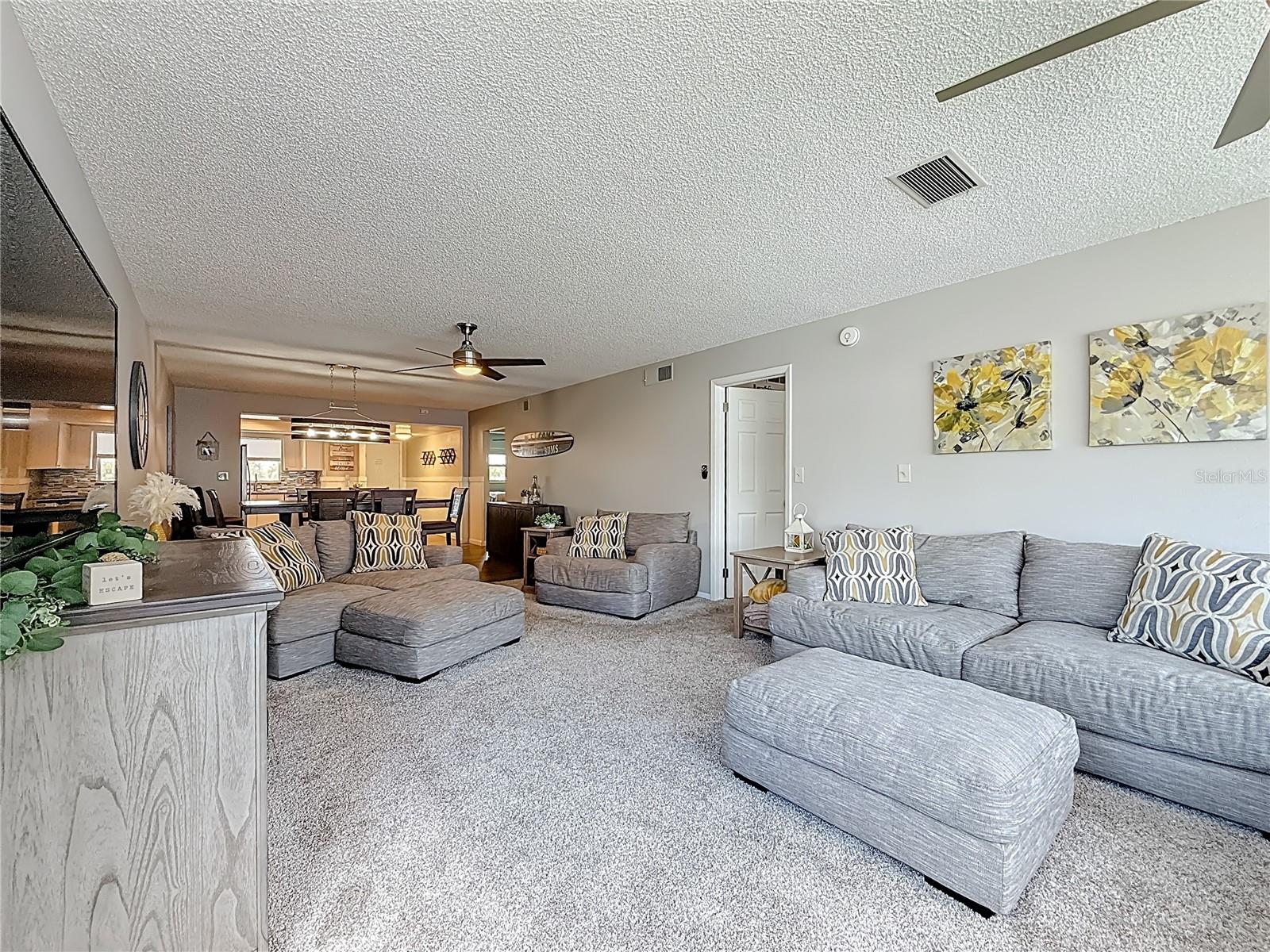 Image 28 of 46 For 5575 Gulf Boulevard 225