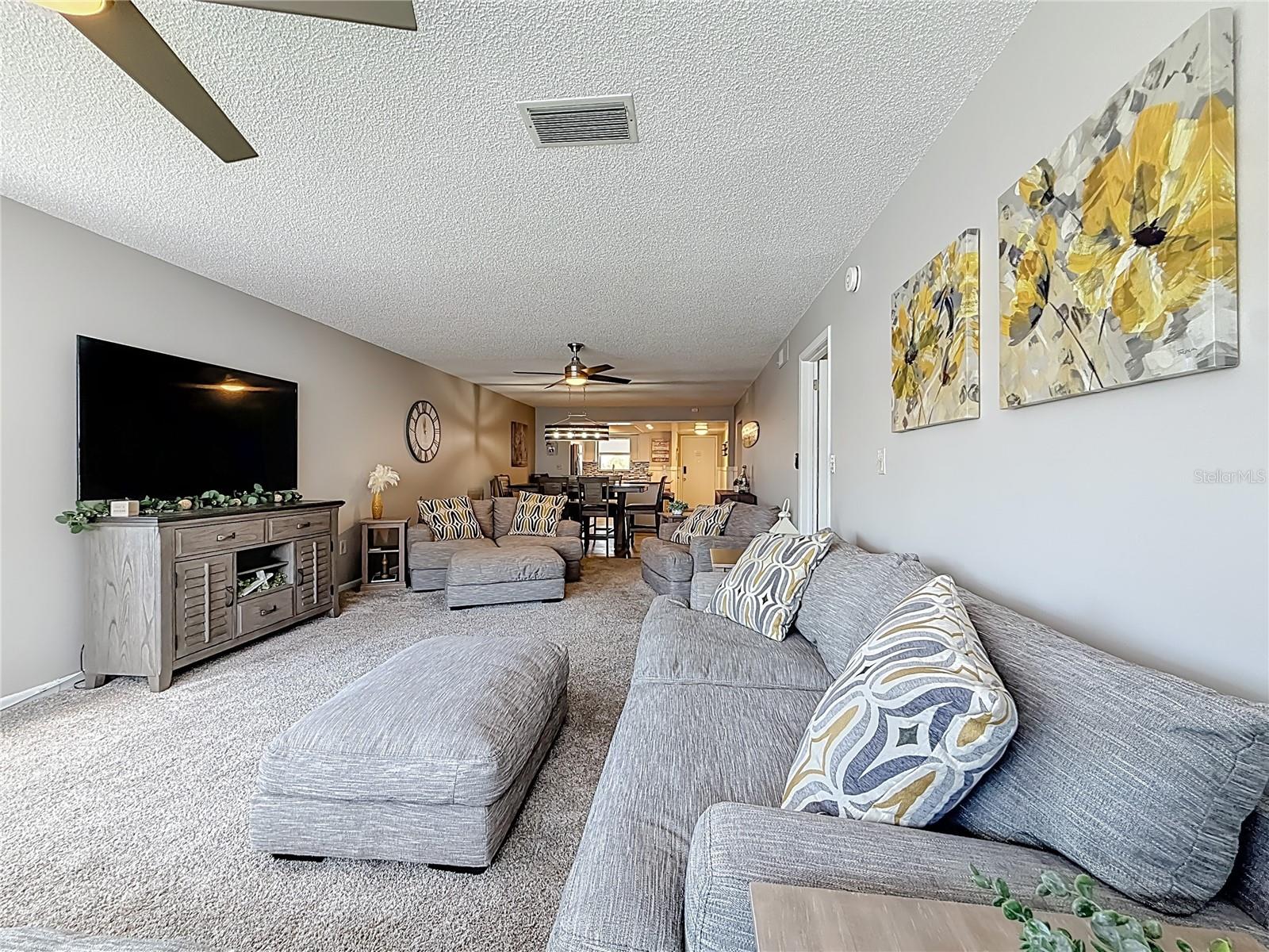 Image 29 of 46 For 5575 Gulf Boulevard 225