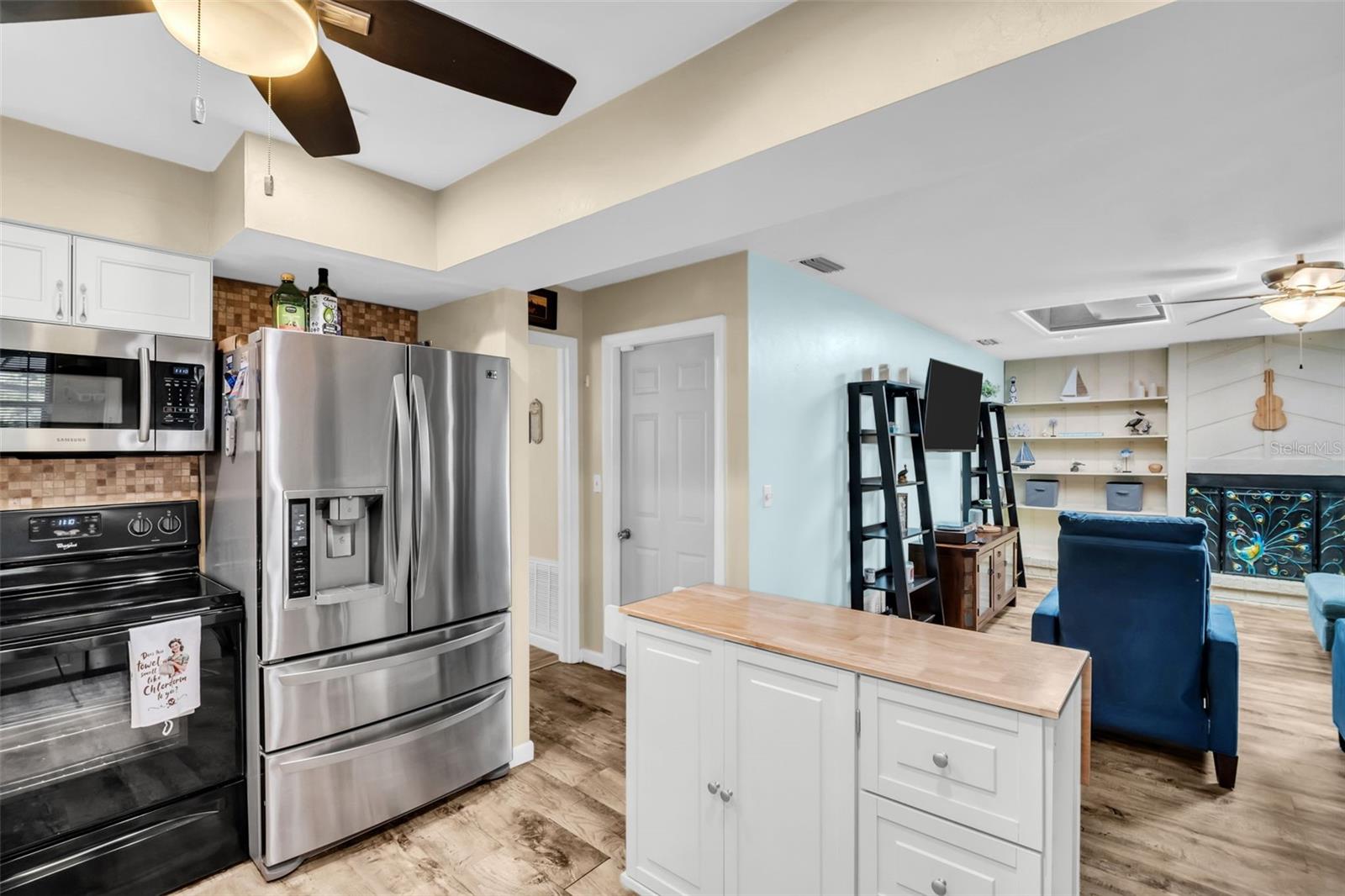 Image 14 of 56 For 1505 Michigan Avenue