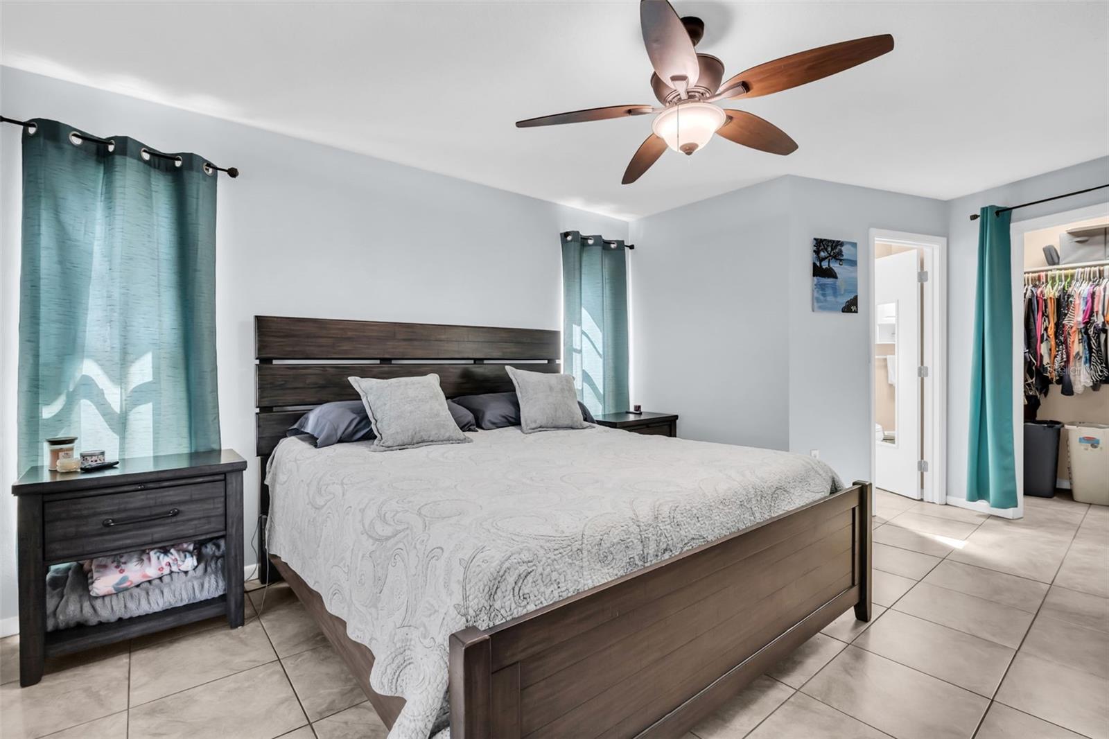 Image 17 of 56 For 1505 Michigan Avenue