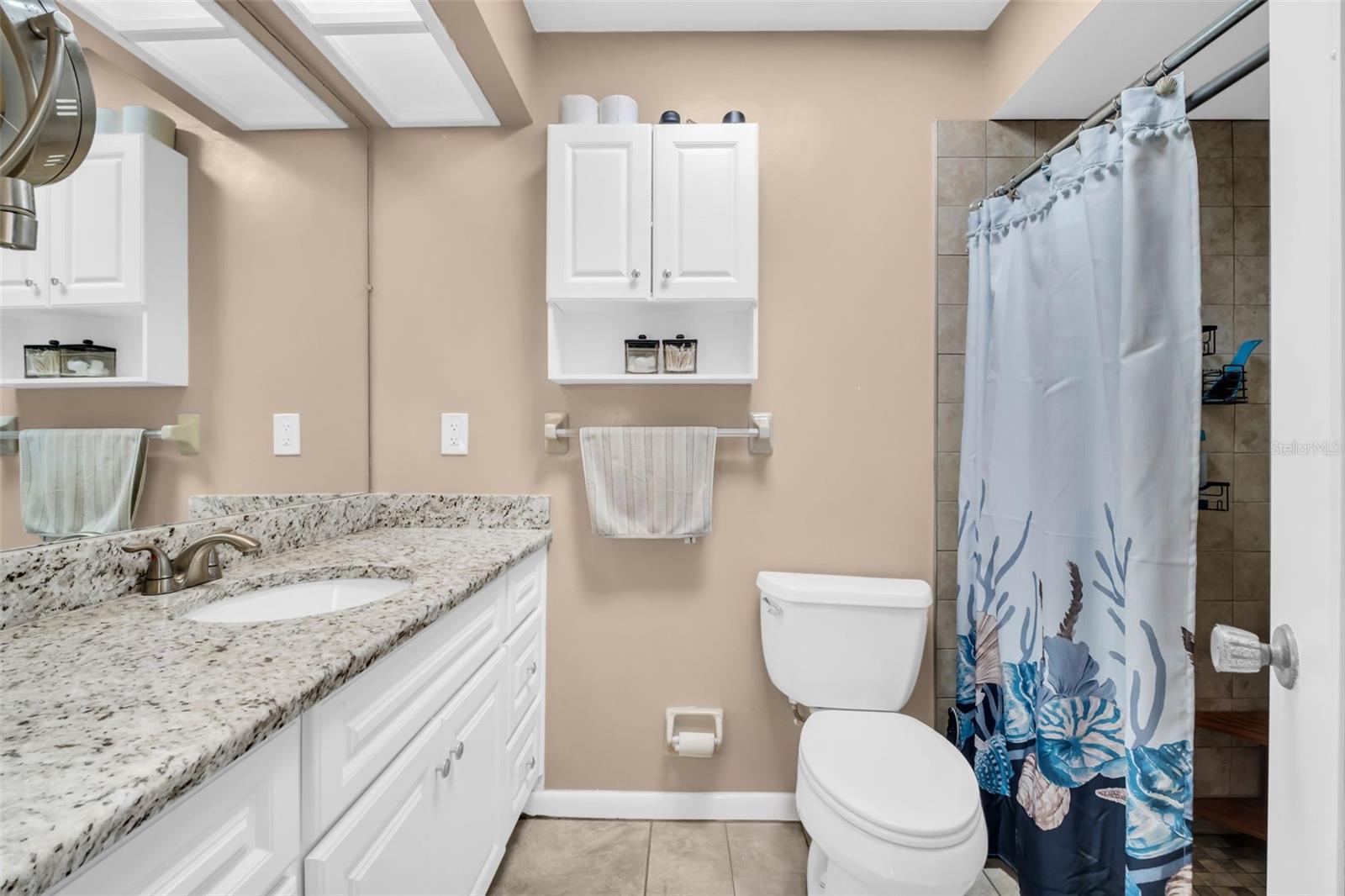 Image 24 of 56 For 1505 Michigan Avenue