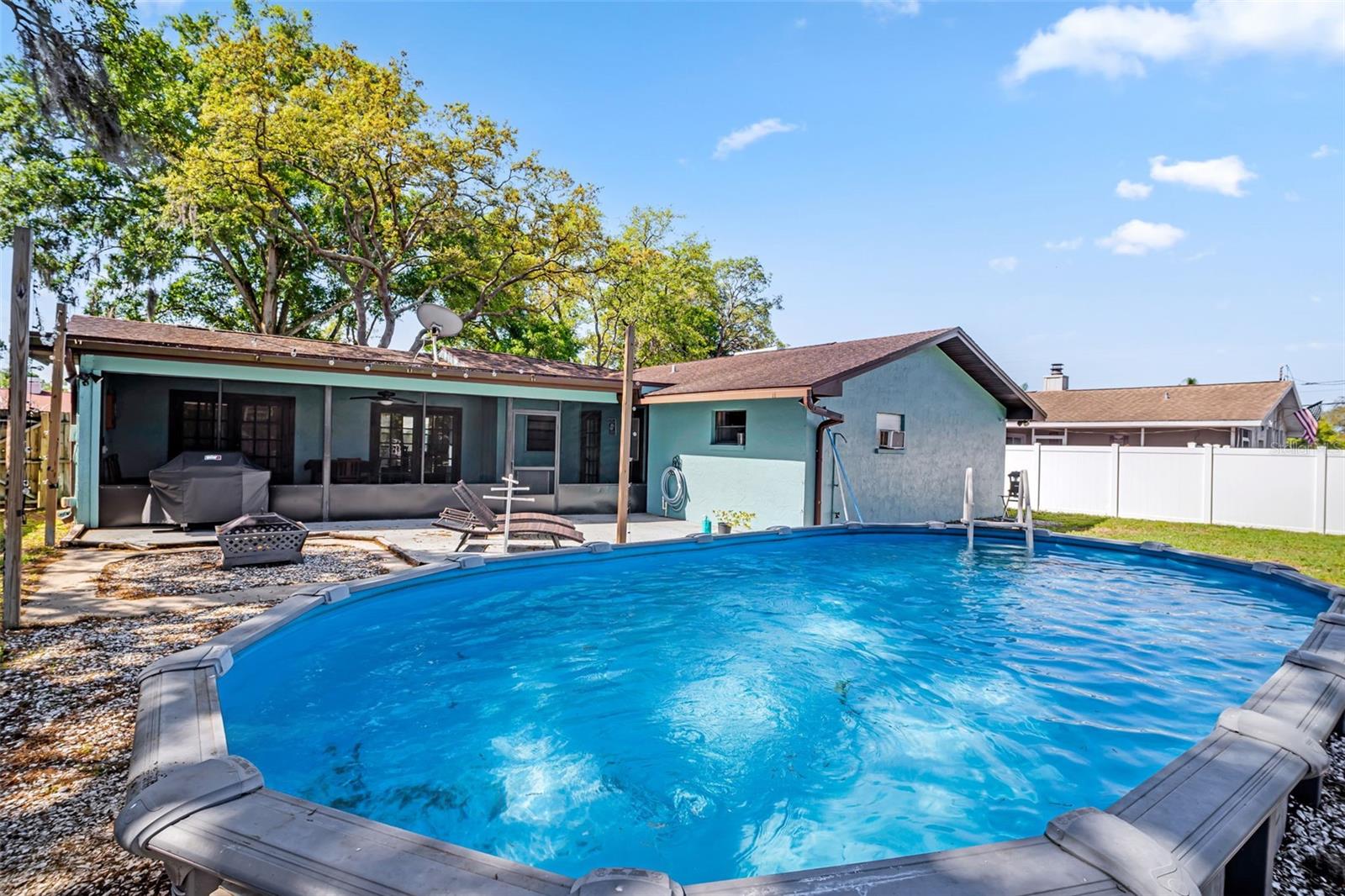 Image 3 of 56 For 1505 Michigan Avenue