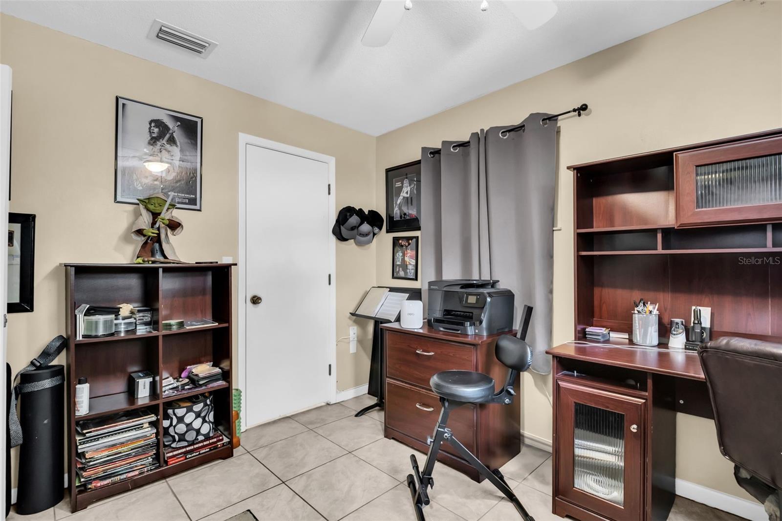 Image 31 of 56 For 1505 Michigan Avenue