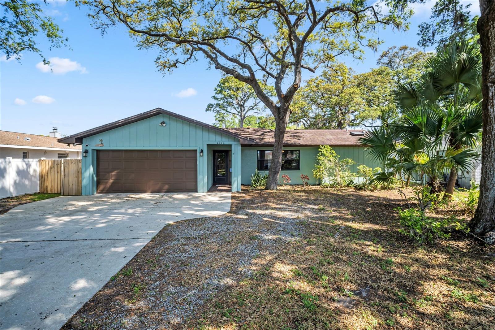 Image 45 of 56 For 1505 Michigan Avenue