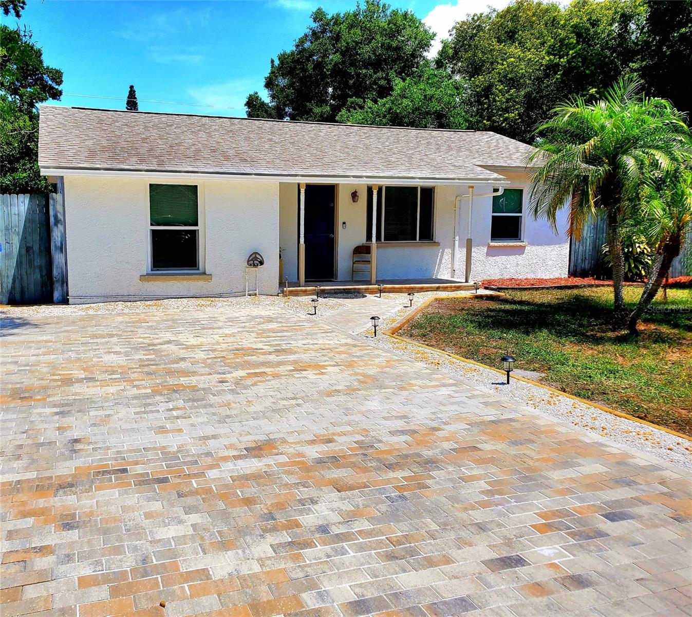 Details for 430 1st Avenue Ne, LARGO, FL 33770