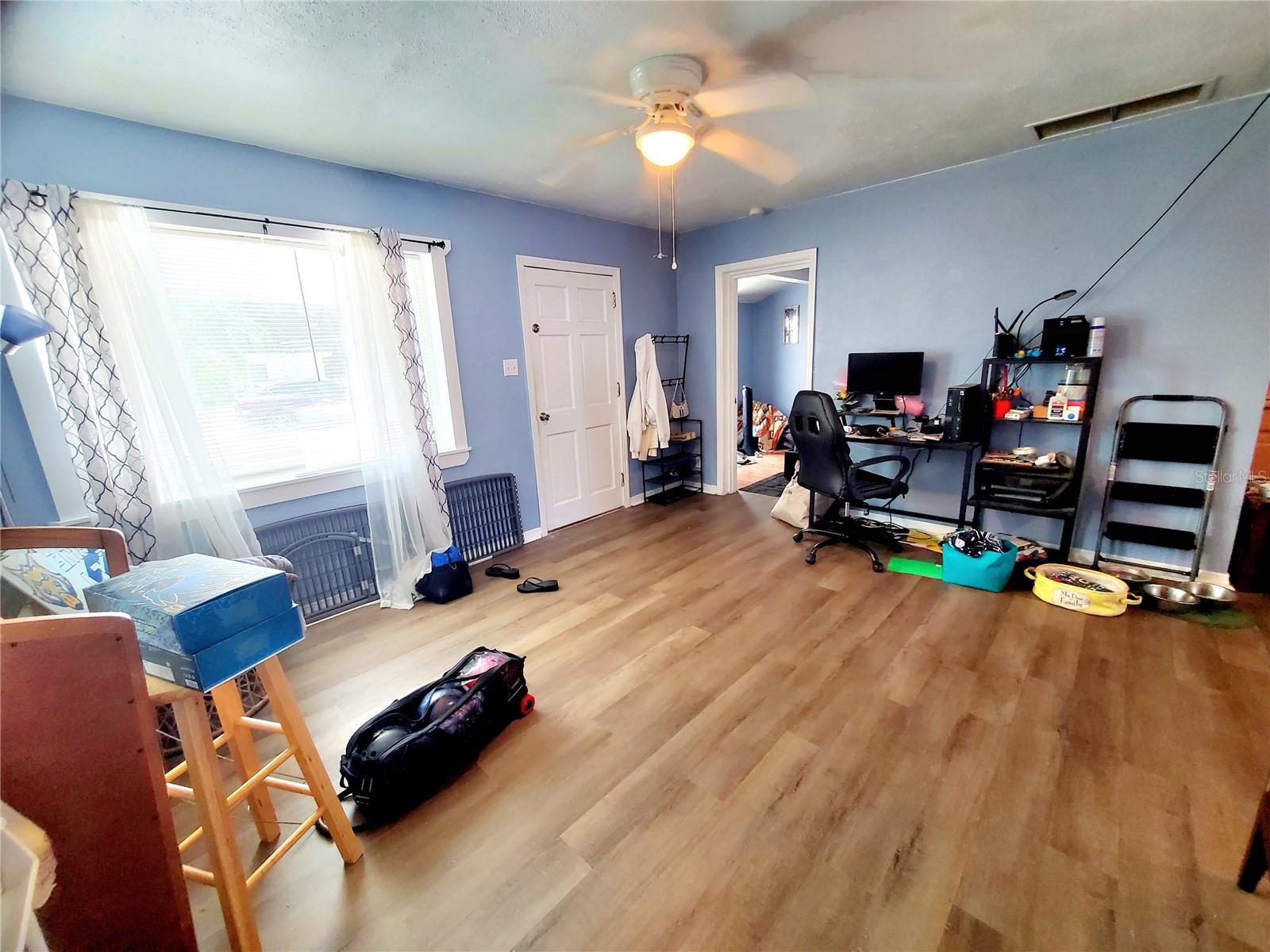 Image 6 of 22 For 430 1st Avenue Ne