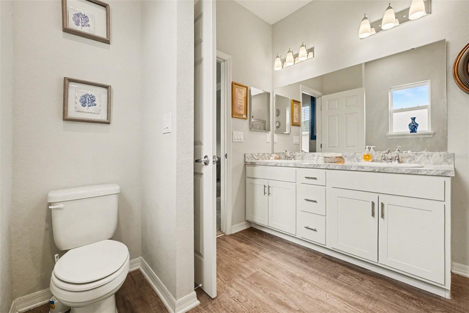 Image 20 of 25 For 1126 Second Drive