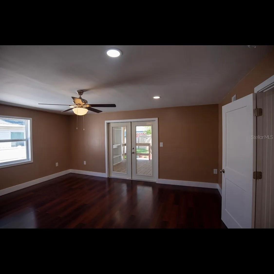 Image 11 of 13 For 1329 34th Avenue N