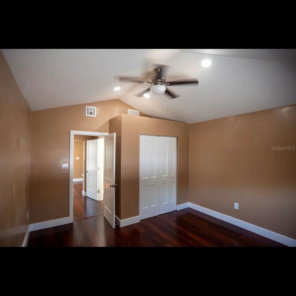 Image 6 of 13 For 1329 34th Avenue N