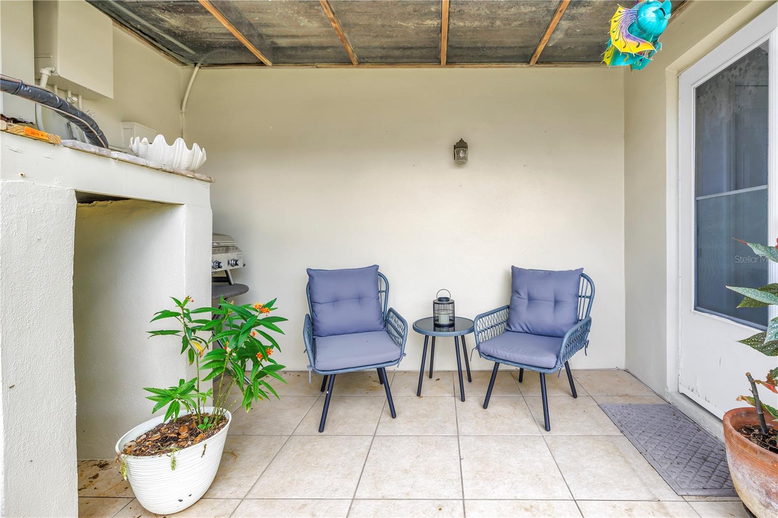 Image 31 of 46 For 228 Sun Vista Court N 70