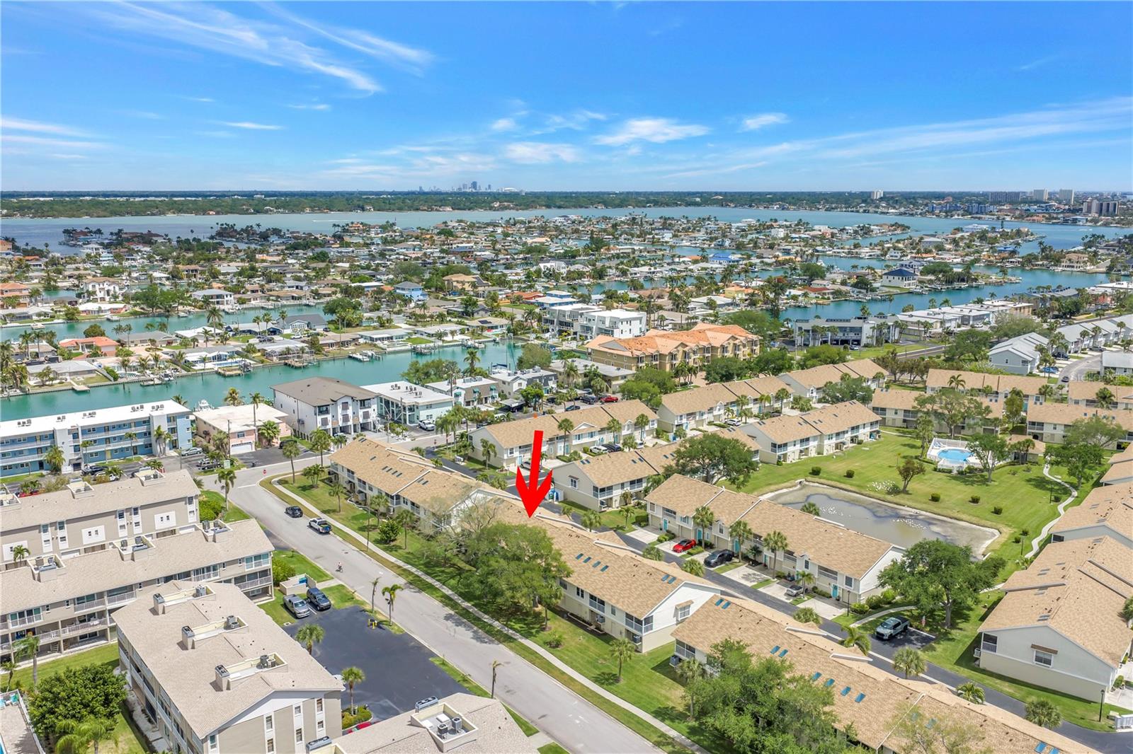 Image 43 of 46 For 228 Sun Vista Court N 70